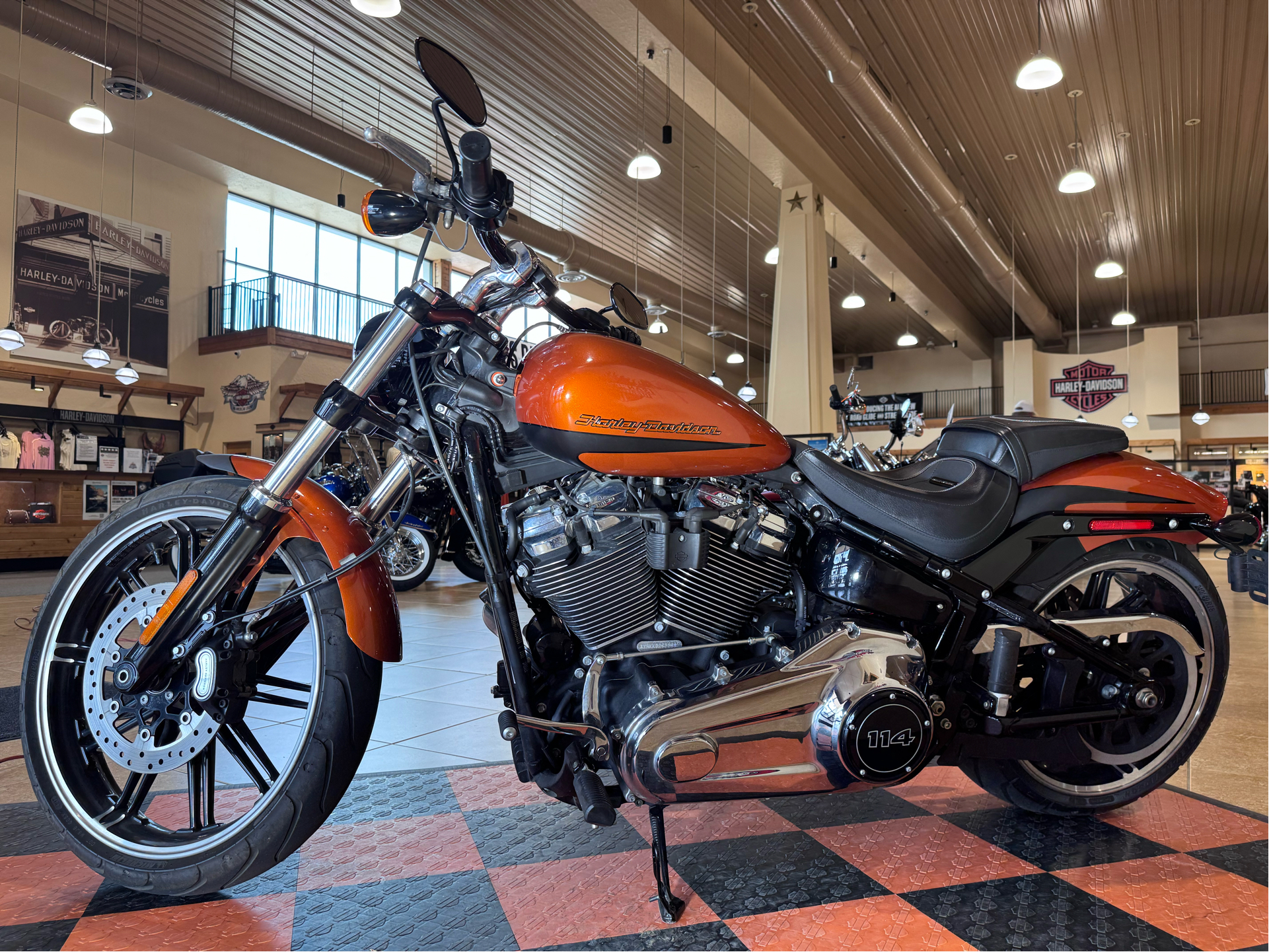 2019 Harley-Davidson Breakout® 114 in Pasadena, Texas - Photo 4