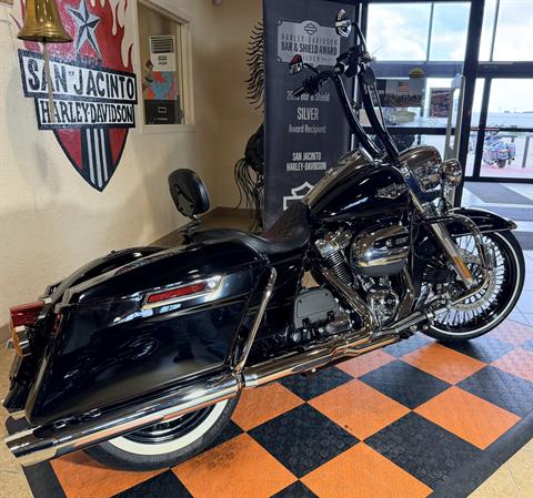 2021 Harley-Davidson Road King® in Pasadena, Texas - Photo 3