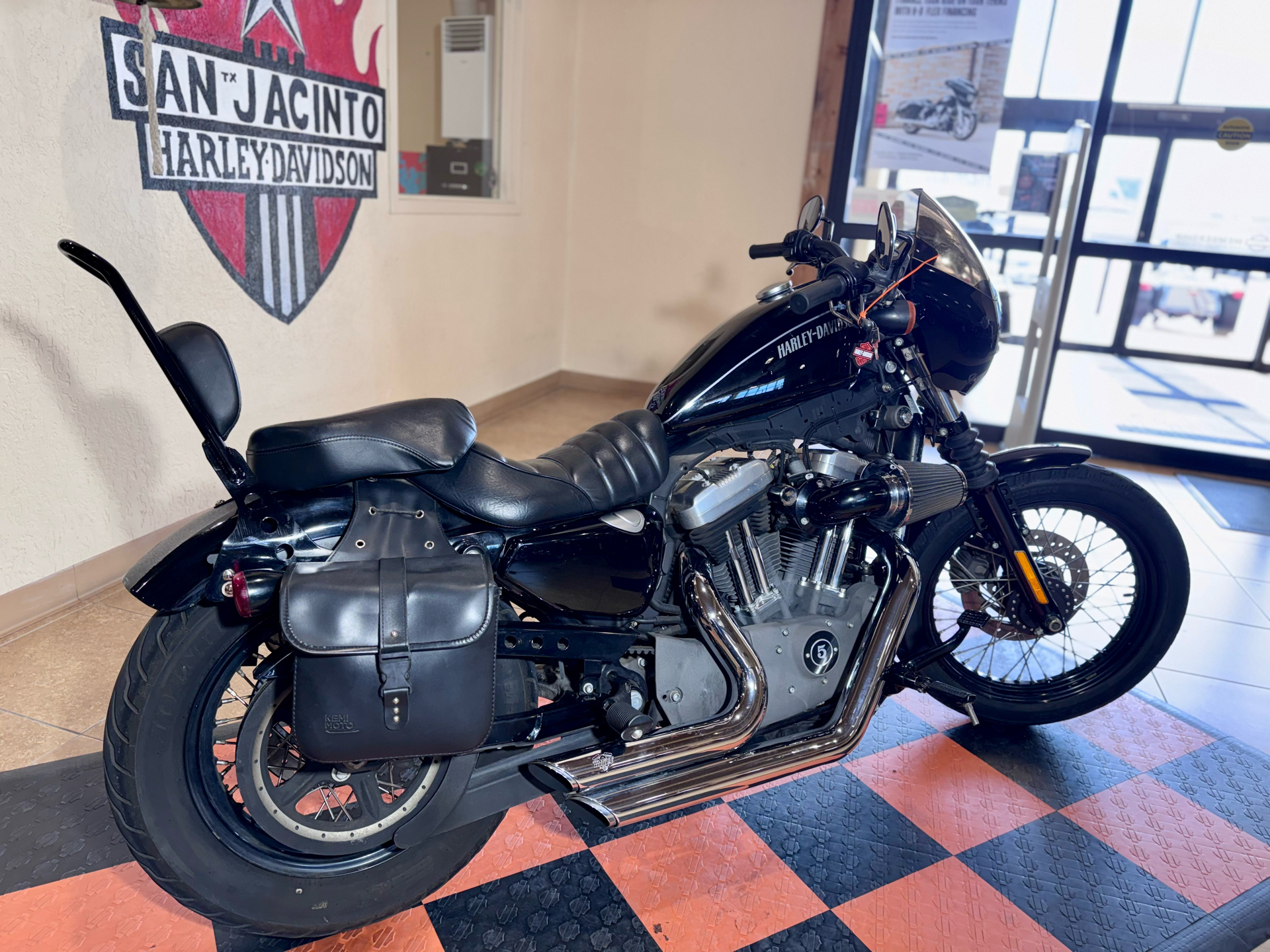 2011 Harley-Davidson Sportster® 1200 Nightster® in Pasadena, Texas - Photo 2