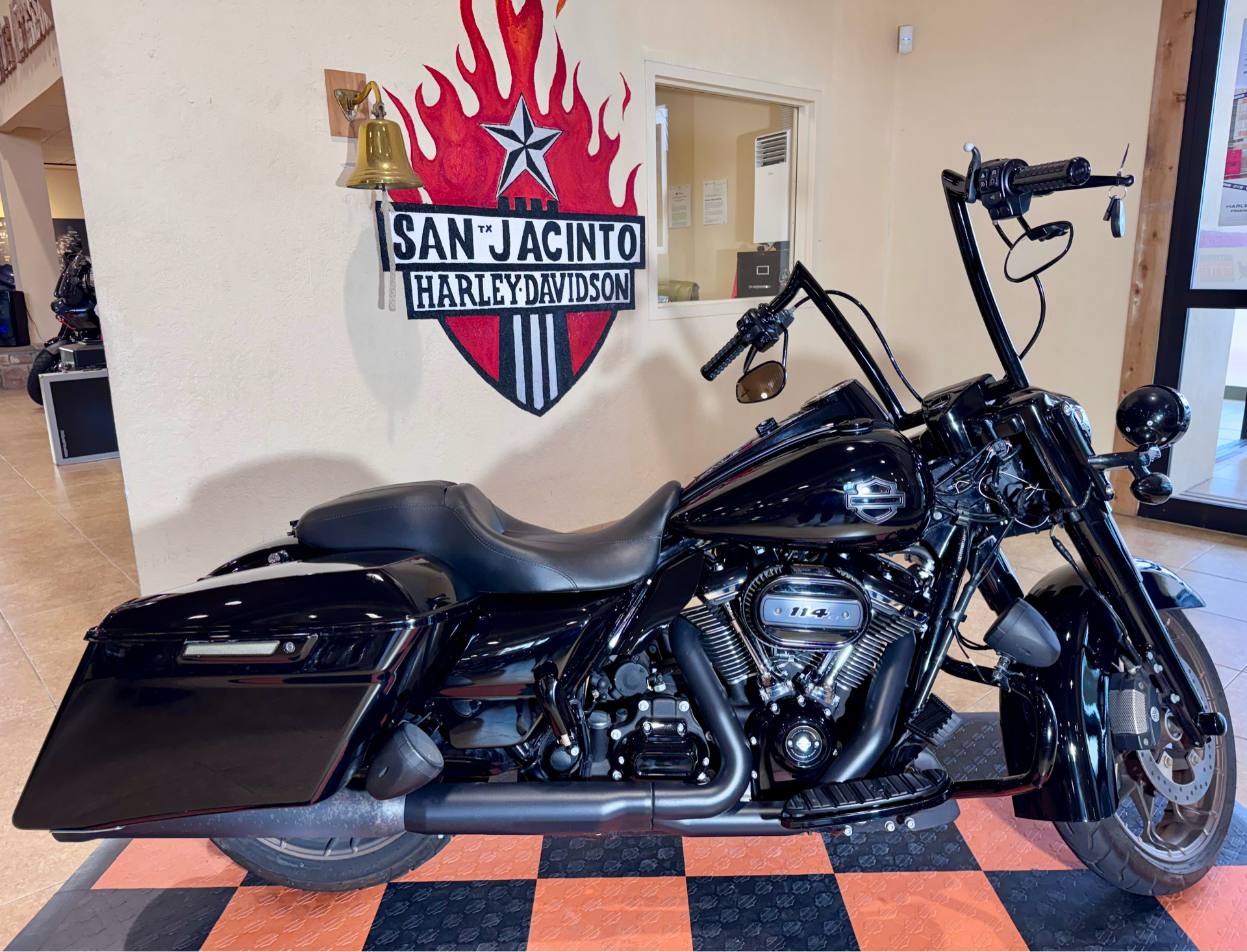 2022 Harley-Davidson Road King® Special in Pasadena, Texas - Photo 1
