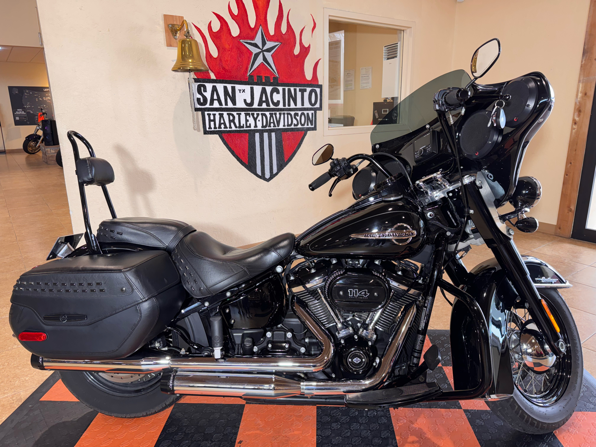 2018 Harley-Davidson Heritage Classic 114 in Pasadena, Texas - Photo 1