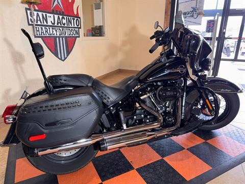 2018 Harley-Davidson Heritage Classic 114 in Pasadena, Texas - Photo 2