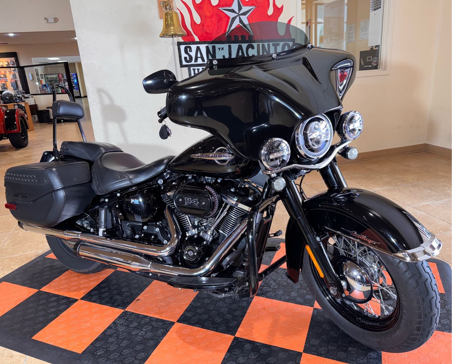 2018 Harley-Davidson Heritage Classic 114 in Pasadena, Texas - Photo 3