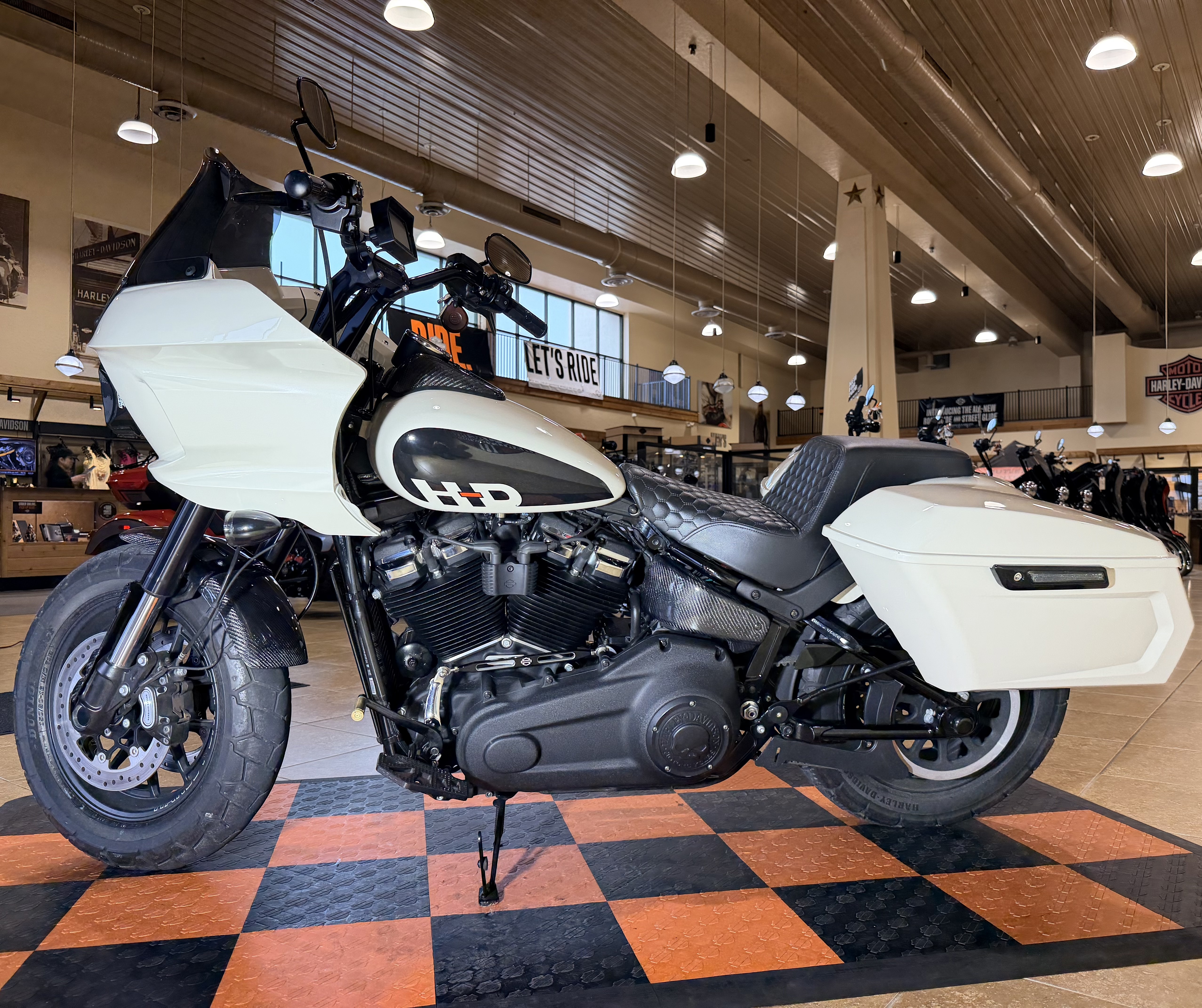 2022 Harley-Davidson Fat Bob® 114 in Pasadena, Texas - Photo 4