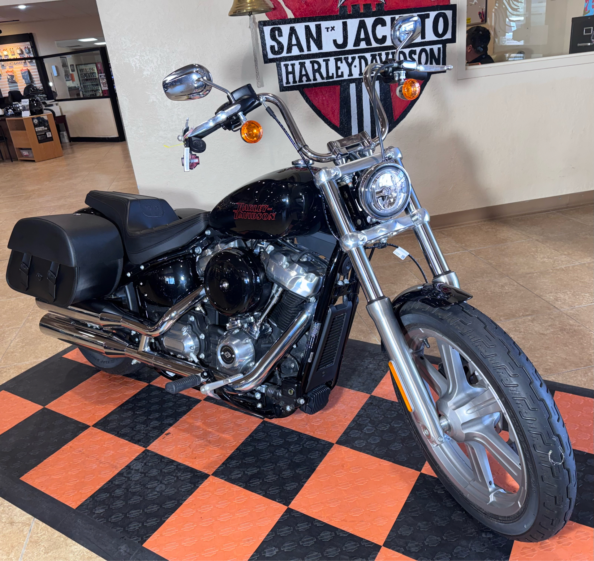 2024 Harley-Davidson Softail® Standard in Pasadena, Texas - Photo 3