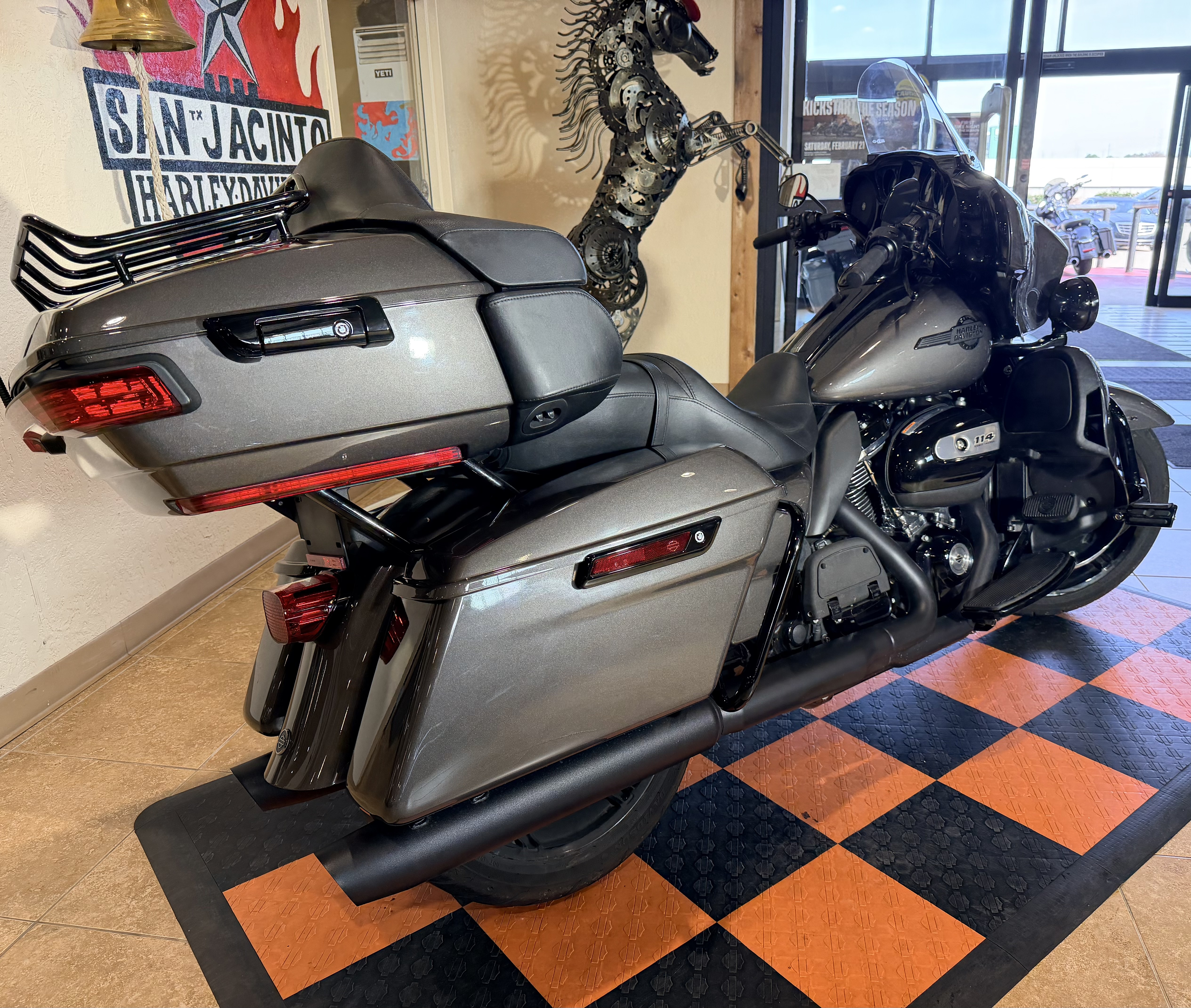 2023 Harley-Davidson Ultra Limited in Pasadena, Texas - Photo 2