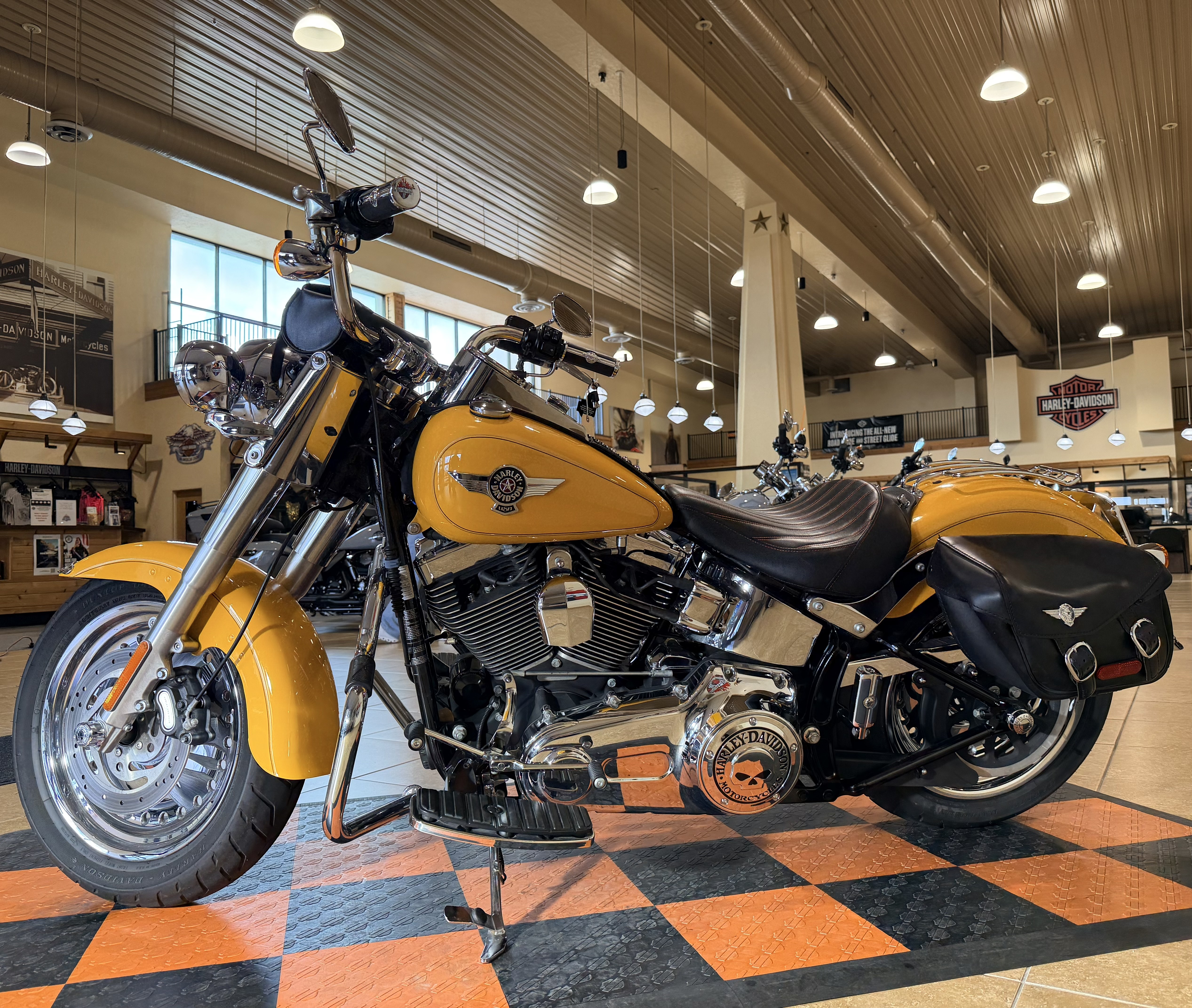 2011 Harley-Davidson Softail® Fat Boy® in Pasadena, Texas - Photo 4