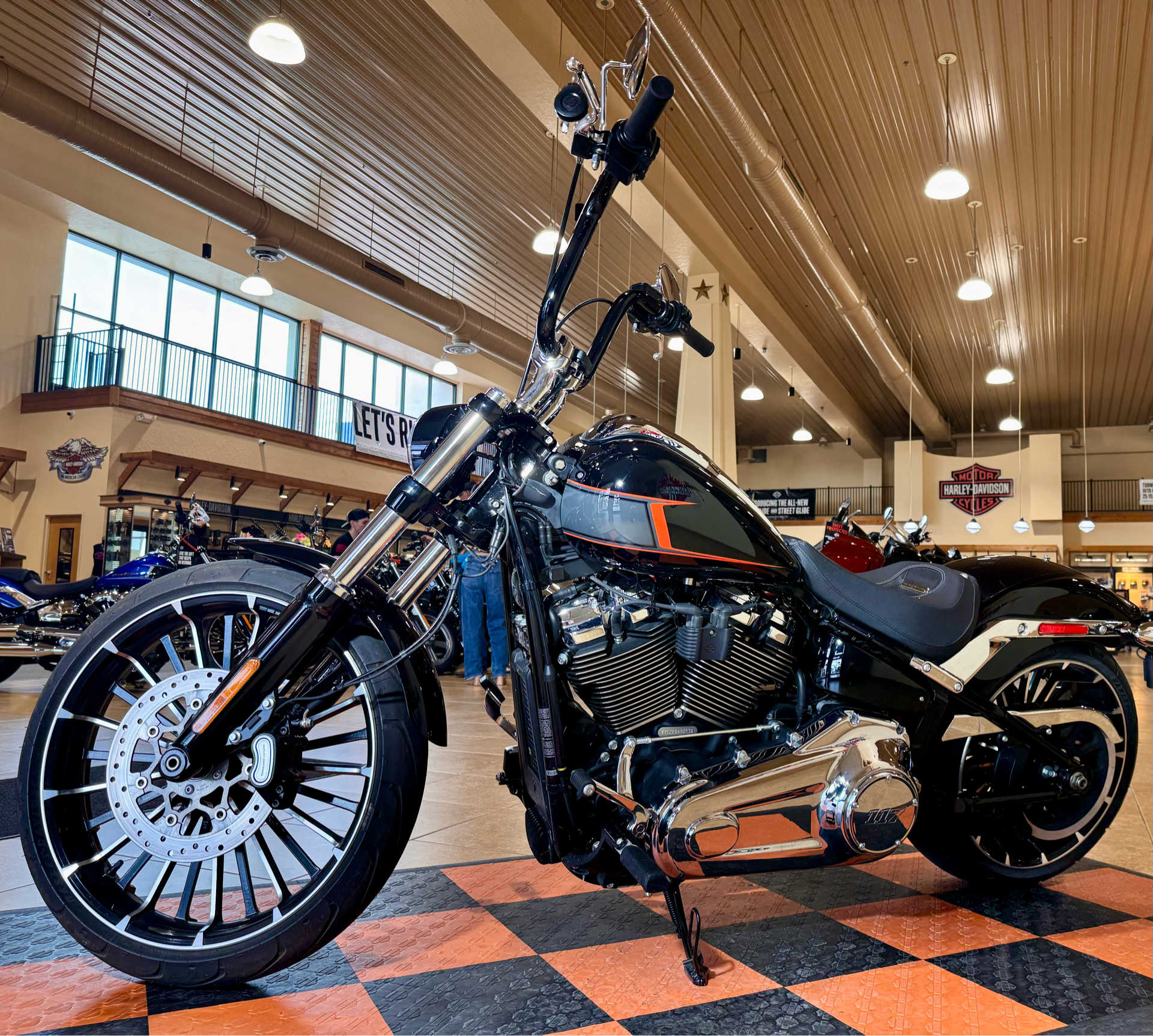 2024 Harley-Davidson Breakout® in Pasadena, Texas - Photo 4