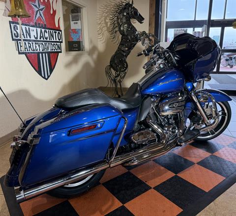 2017 Harley-Davidson Road Glide® Special in Pasadena, Texas - Photo 2