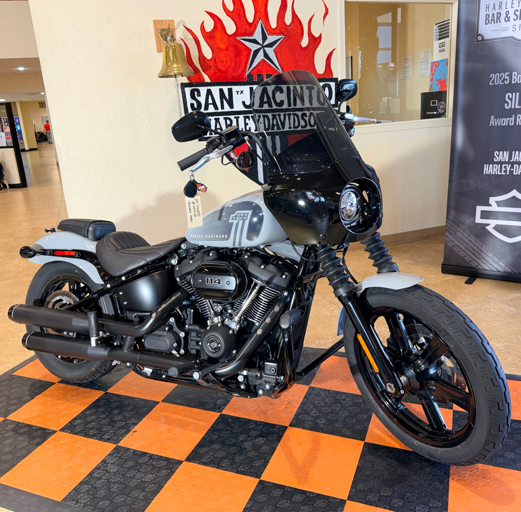 2024 Harley-Davidson Street Bob® 114 in Pasadena, Texas - Photo 2