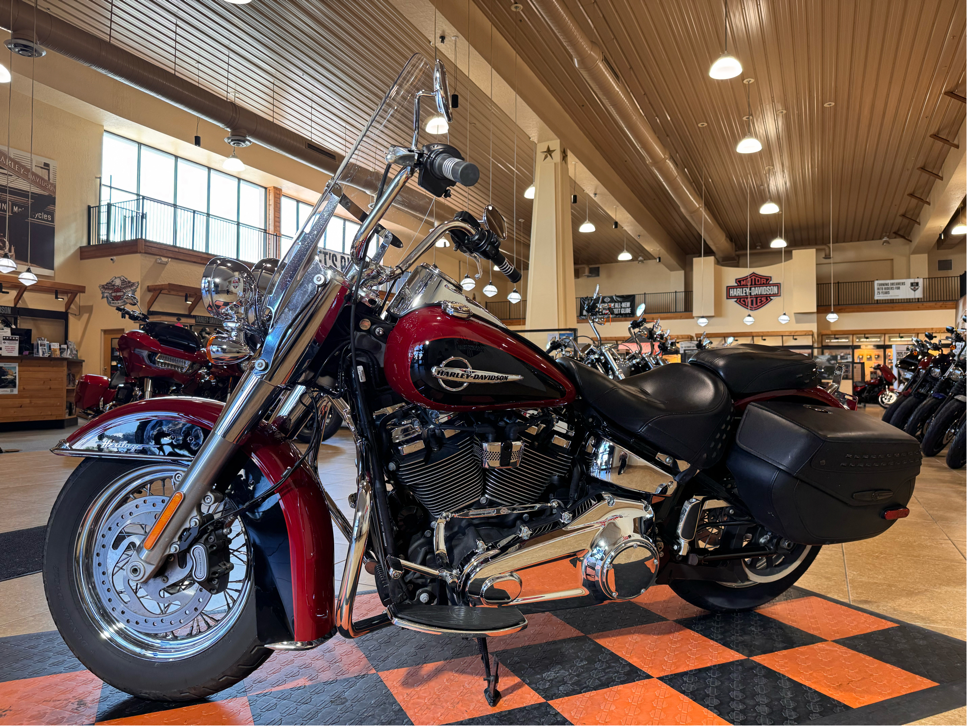 2020 Harley-Davidson Heritage Classic in Pasadena, Texas - Photo 4