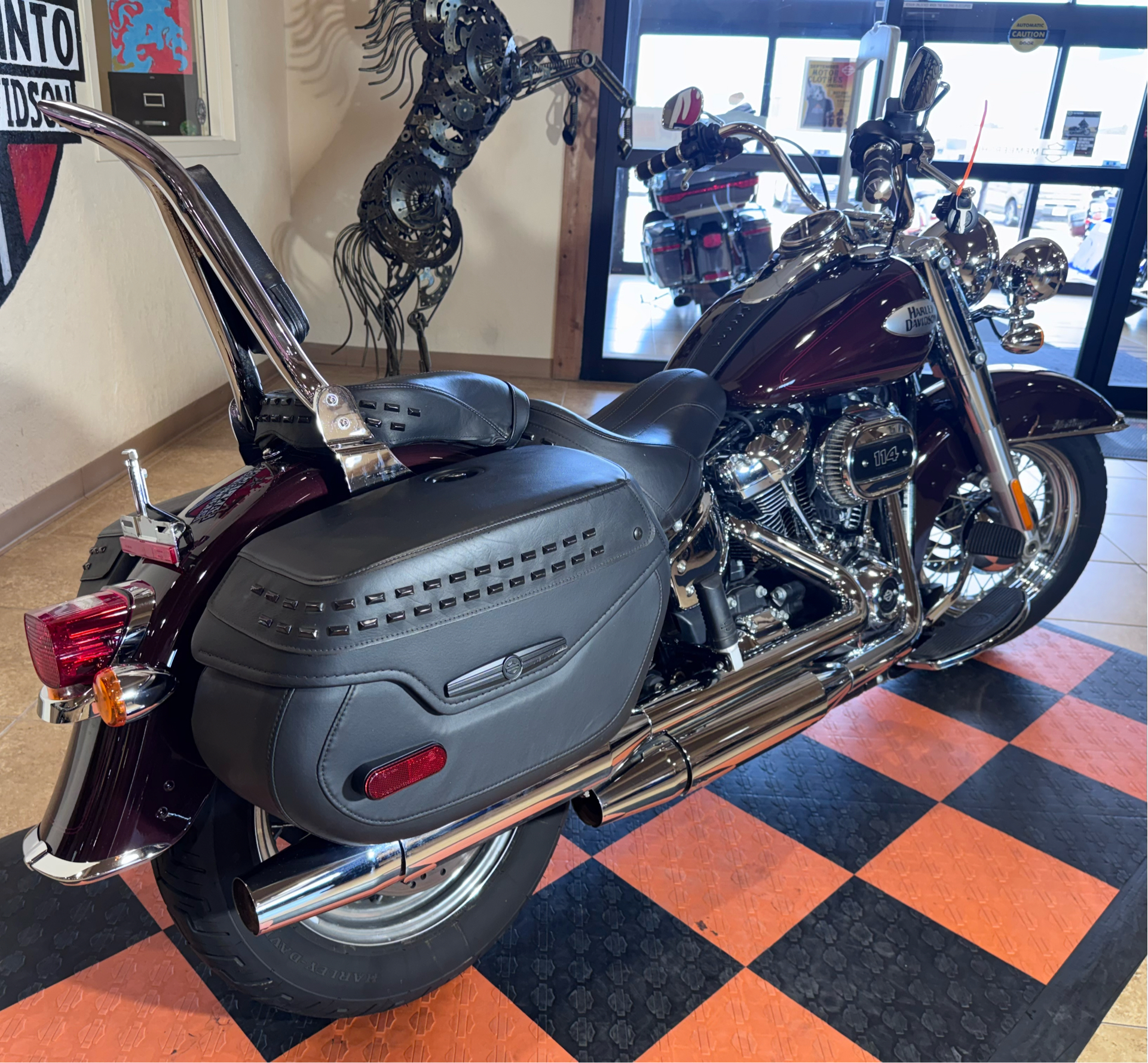 2022 Harley-Davidson Heritage Classic 114 in Pasadena, Texas - Photo 2