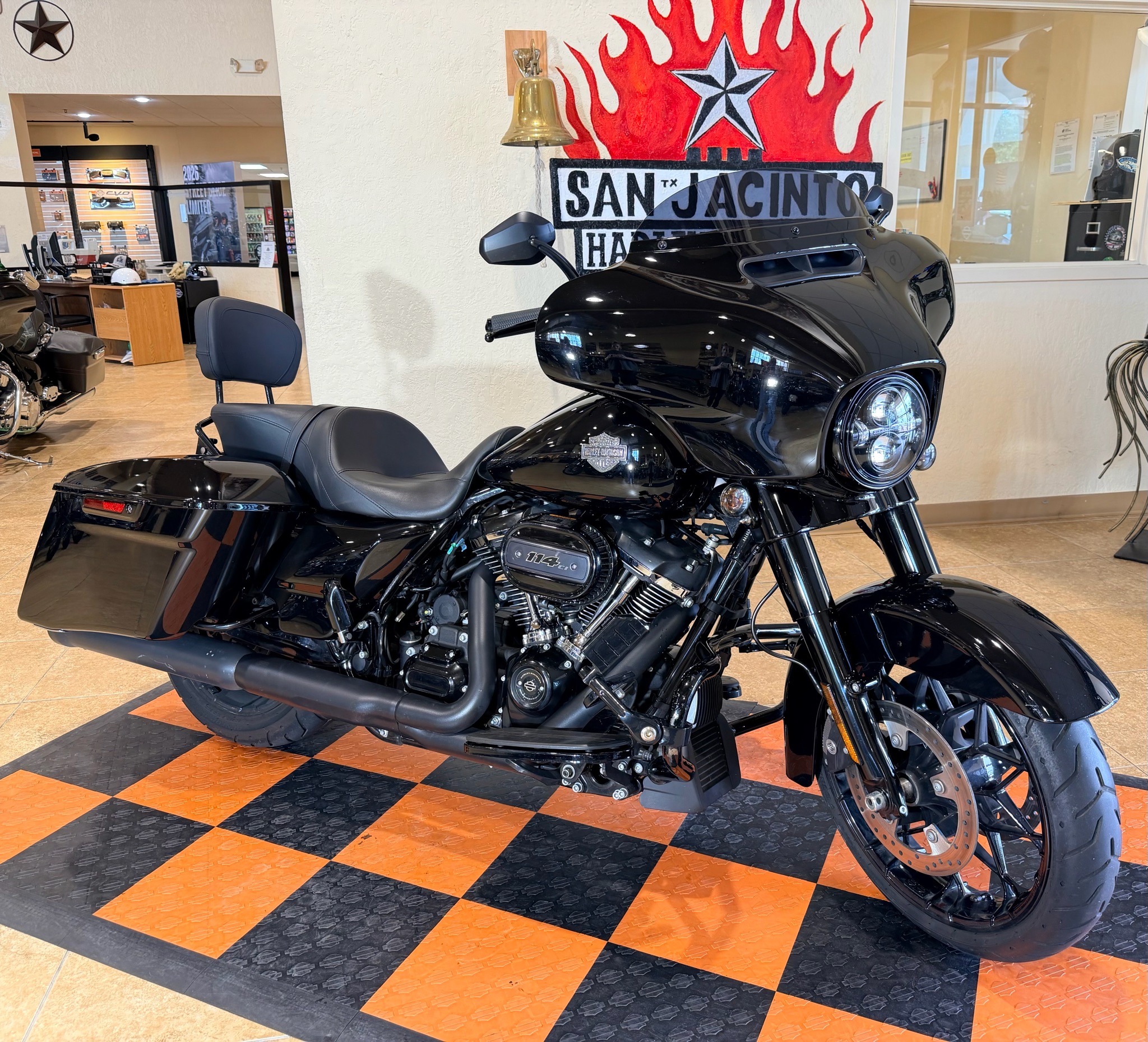 2023 Harley-Davidson Street Glide® Special 2