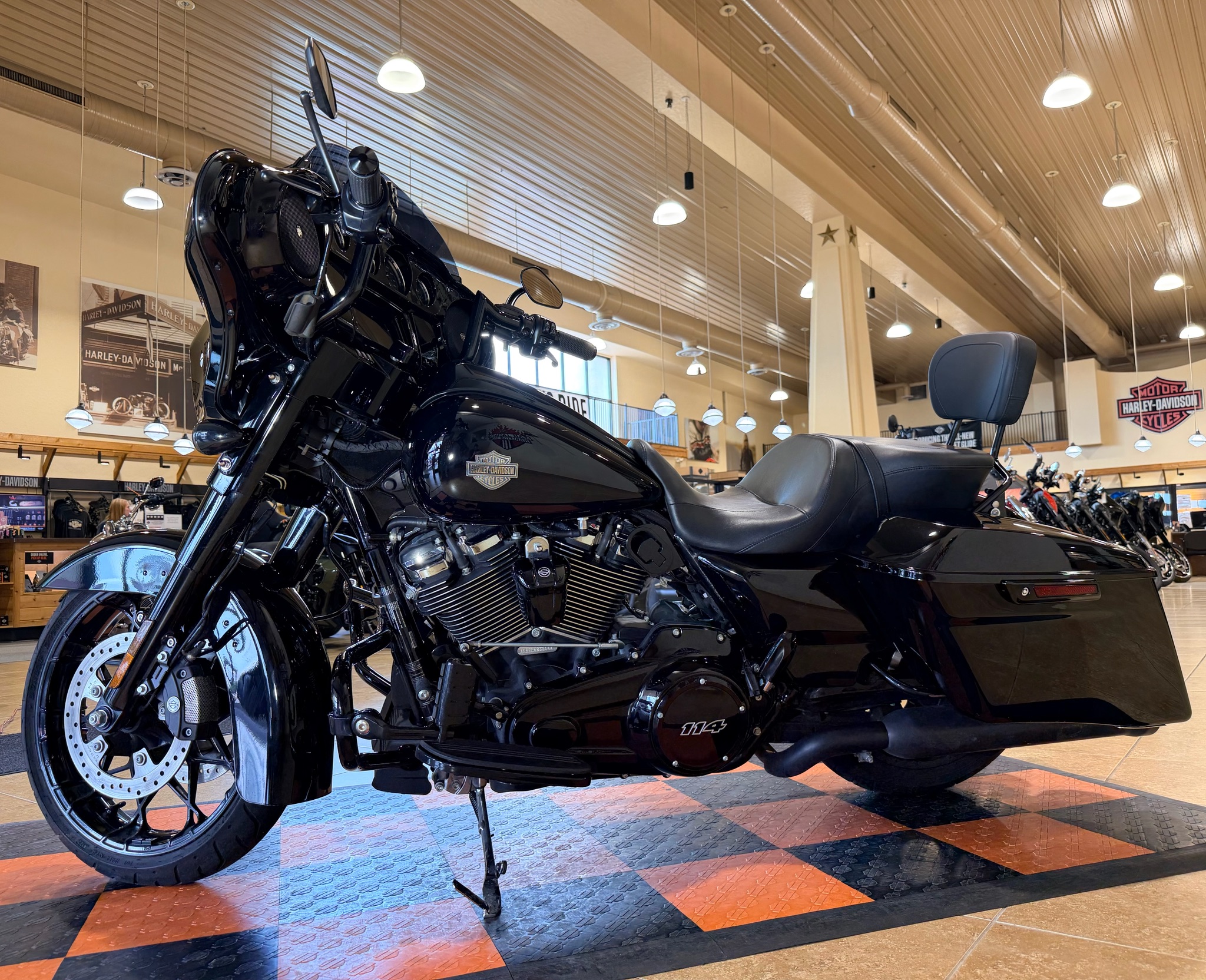 2023 Harley-Davidson Street Glide® Special 4