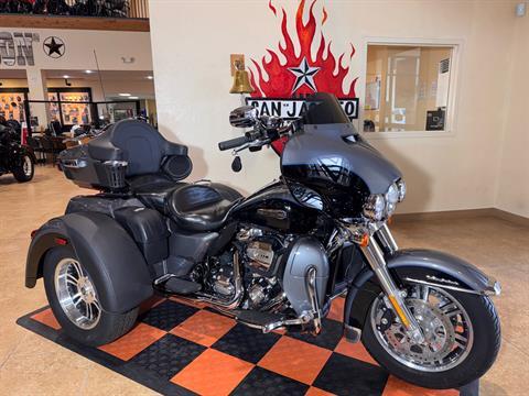 2021 Harley-Davidson Tri Glide® Ultra in Pasadena, Texas - Photo 2