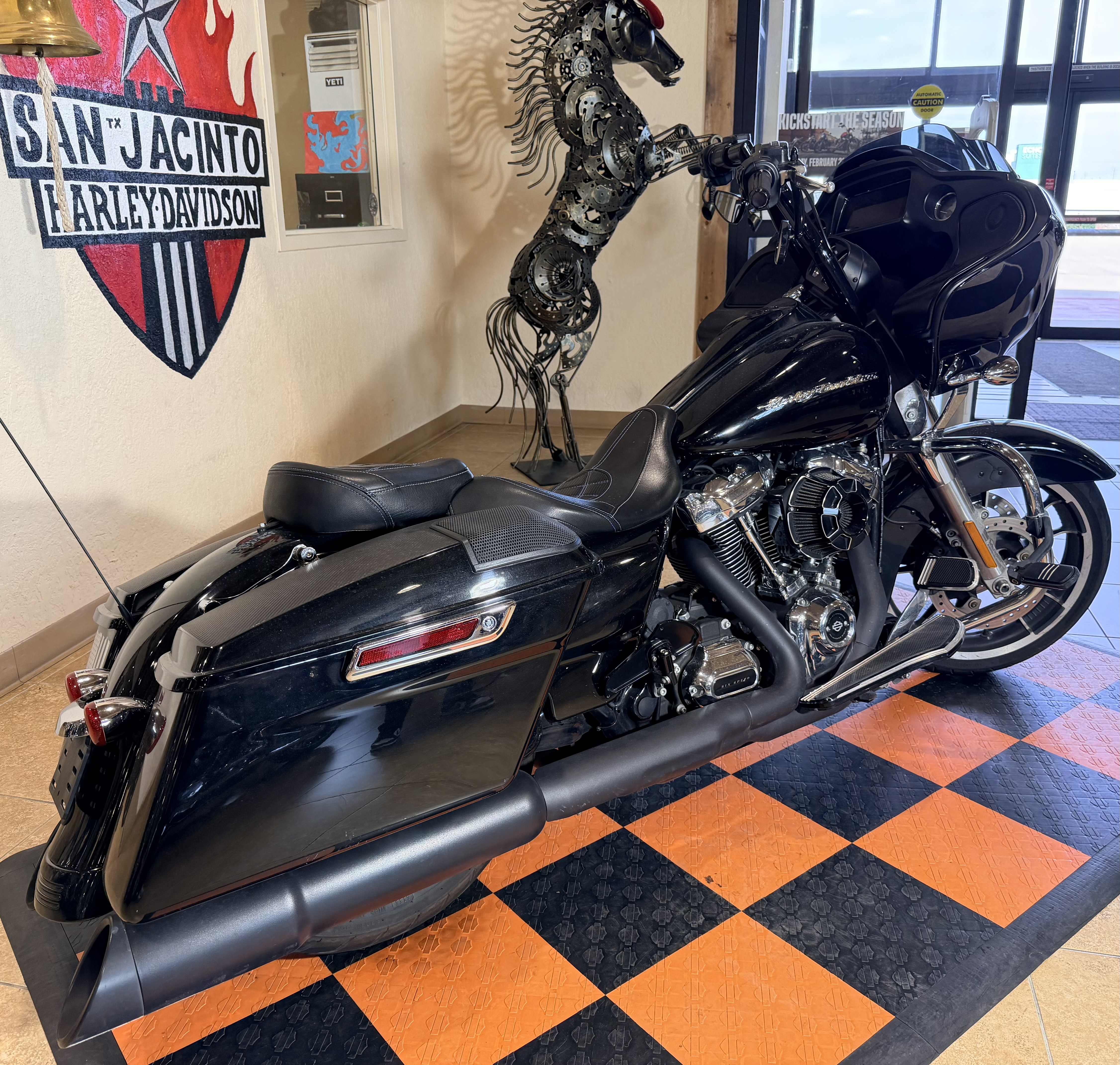 2020 Harley-Davidson Road Glide® in Pasadena, Texas - Photo 2