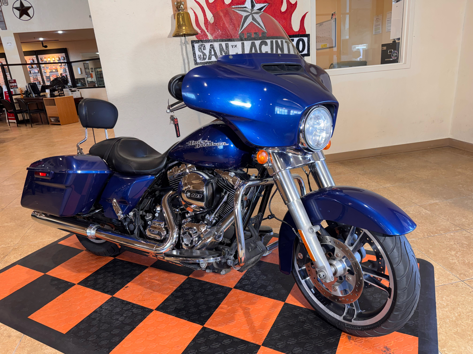 2015 Harley-Davidson Street Glide® in Pasadena, Texas - Photo 3