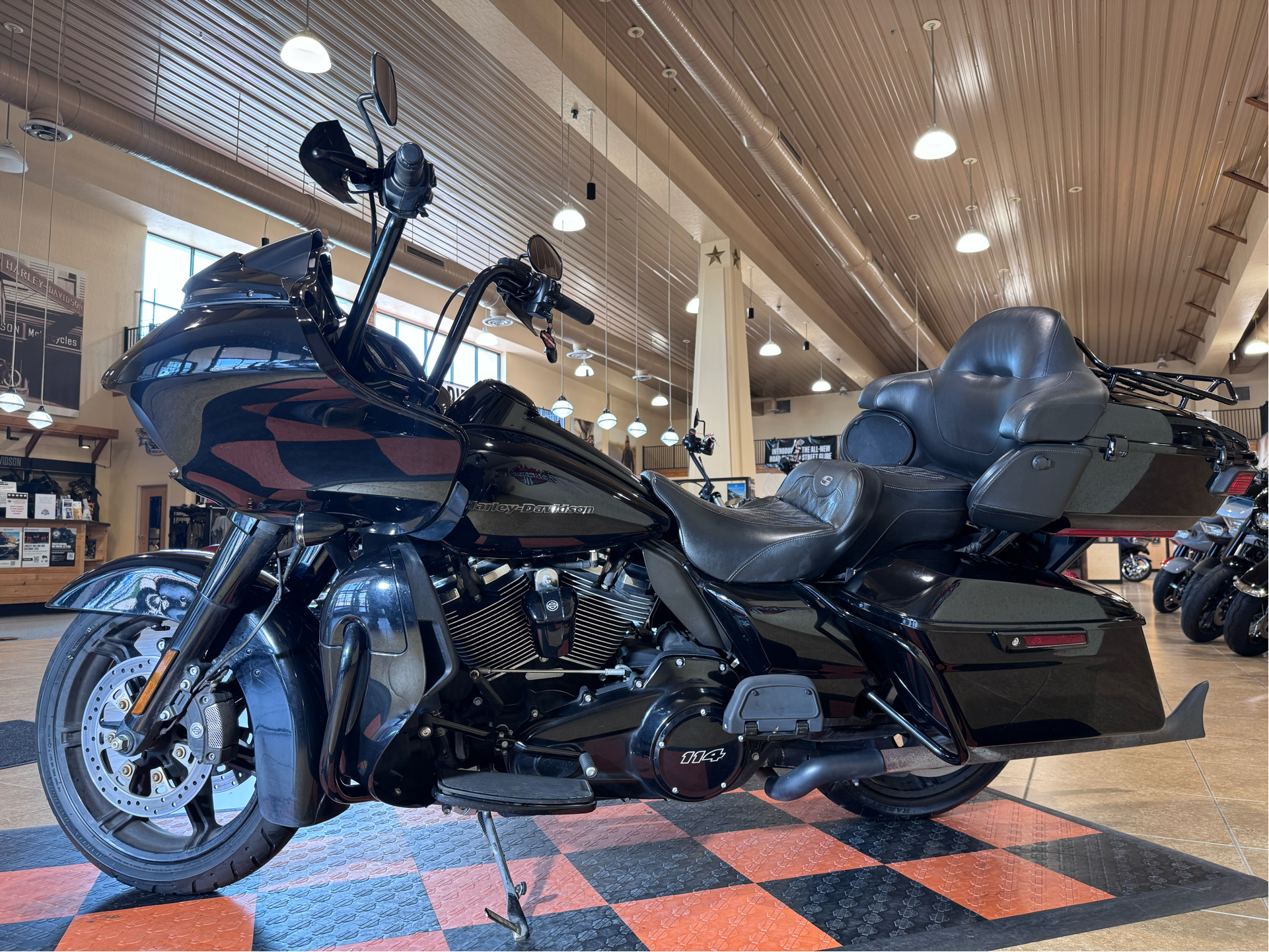 2022 Harley-Davidson Road Glide® Limited in Pasadena, Texas - Photo 4