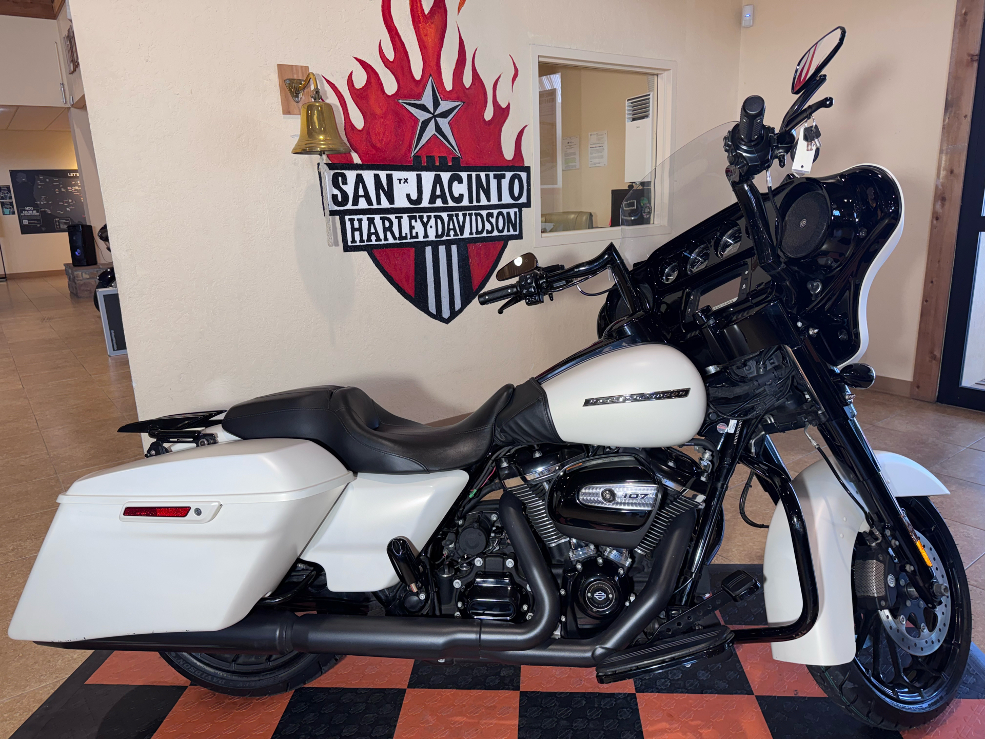 2018 Harley-Davidson Street Glide® Special in Pasadena, Texas - Photo 1