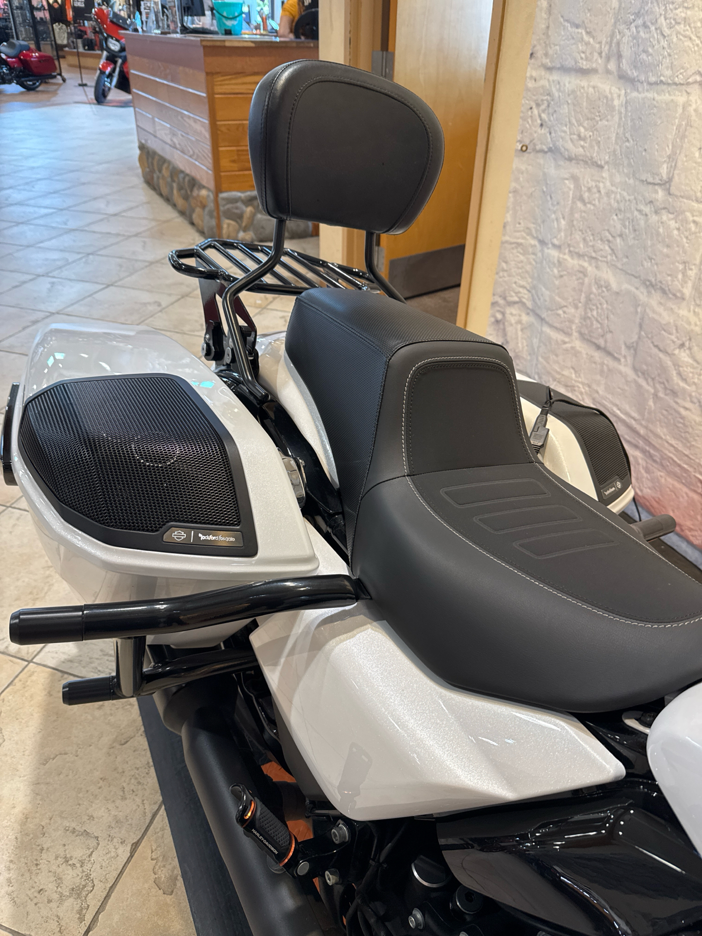 2024 Harley-Davidson Street Glide® in Houston, Texas - Photo 2