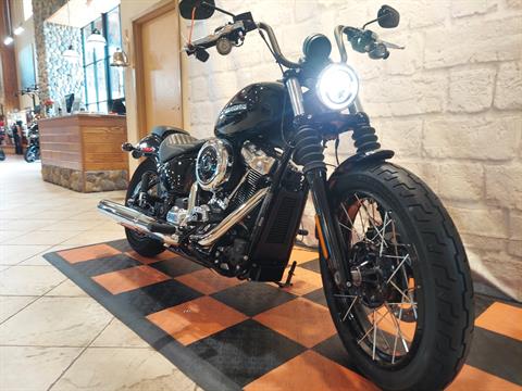 2025 Harley-Davidson Street Bob® in Houston, Texas - Photo 2