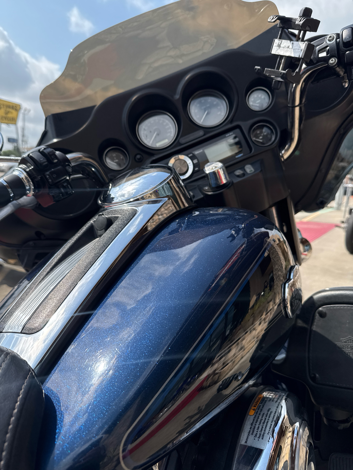 2013 Harley-Davidson Ultra Classic® Electra Glide® in Houston, Texas - Photo 2