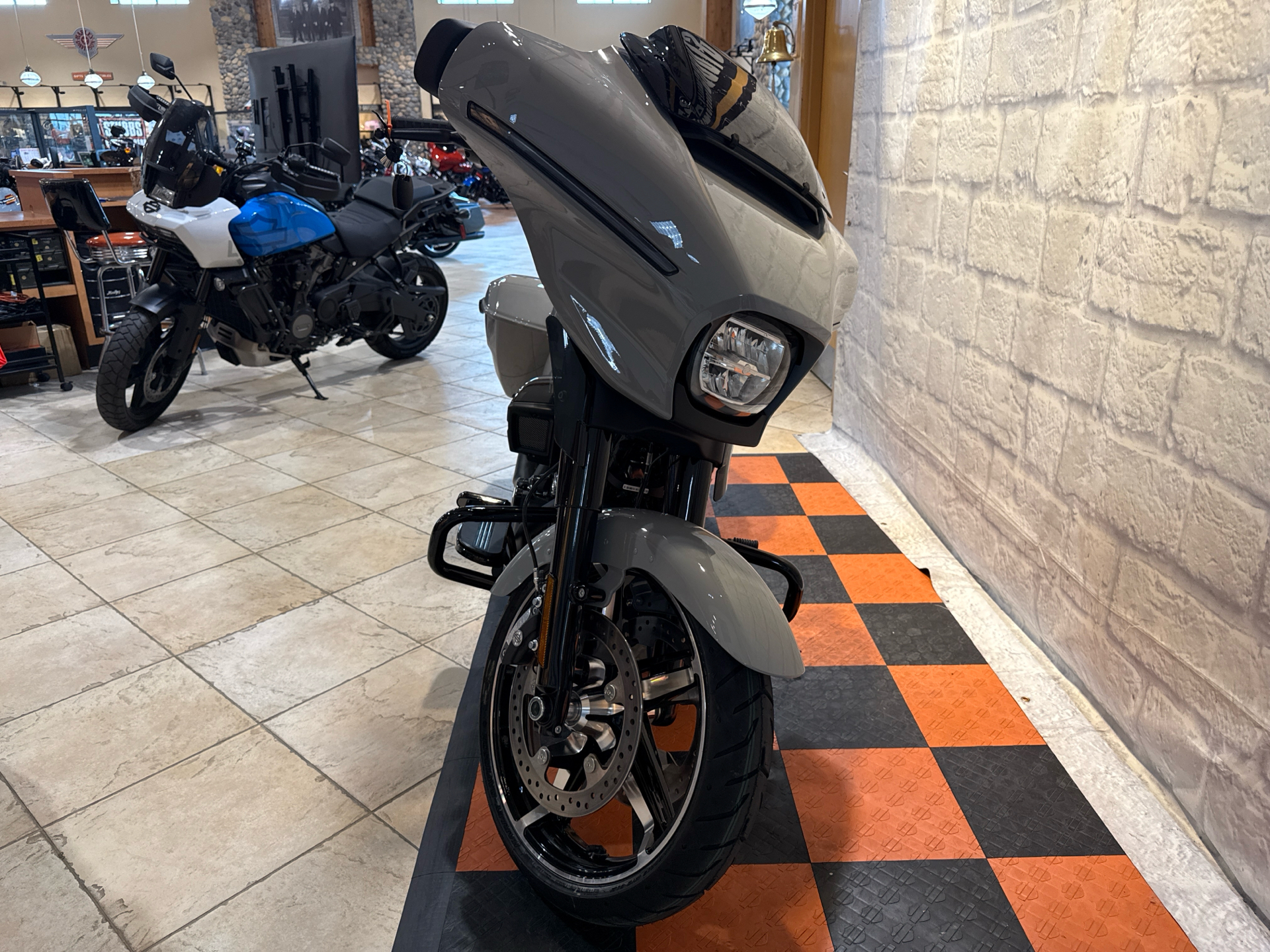 2025 Harley-Davidson Street Glide® in Houston, Texas - Photo 3