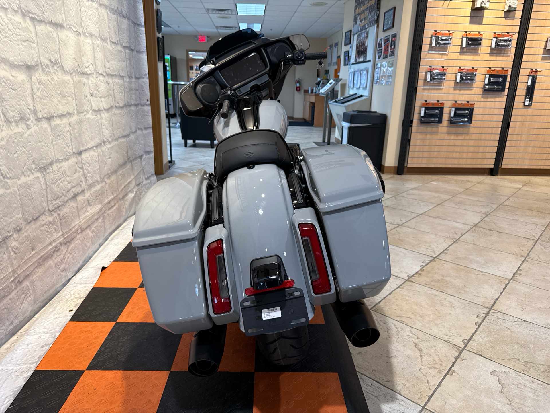 2025 Harley-Davidson Street Glide® in Houston, Texas - Photo 5