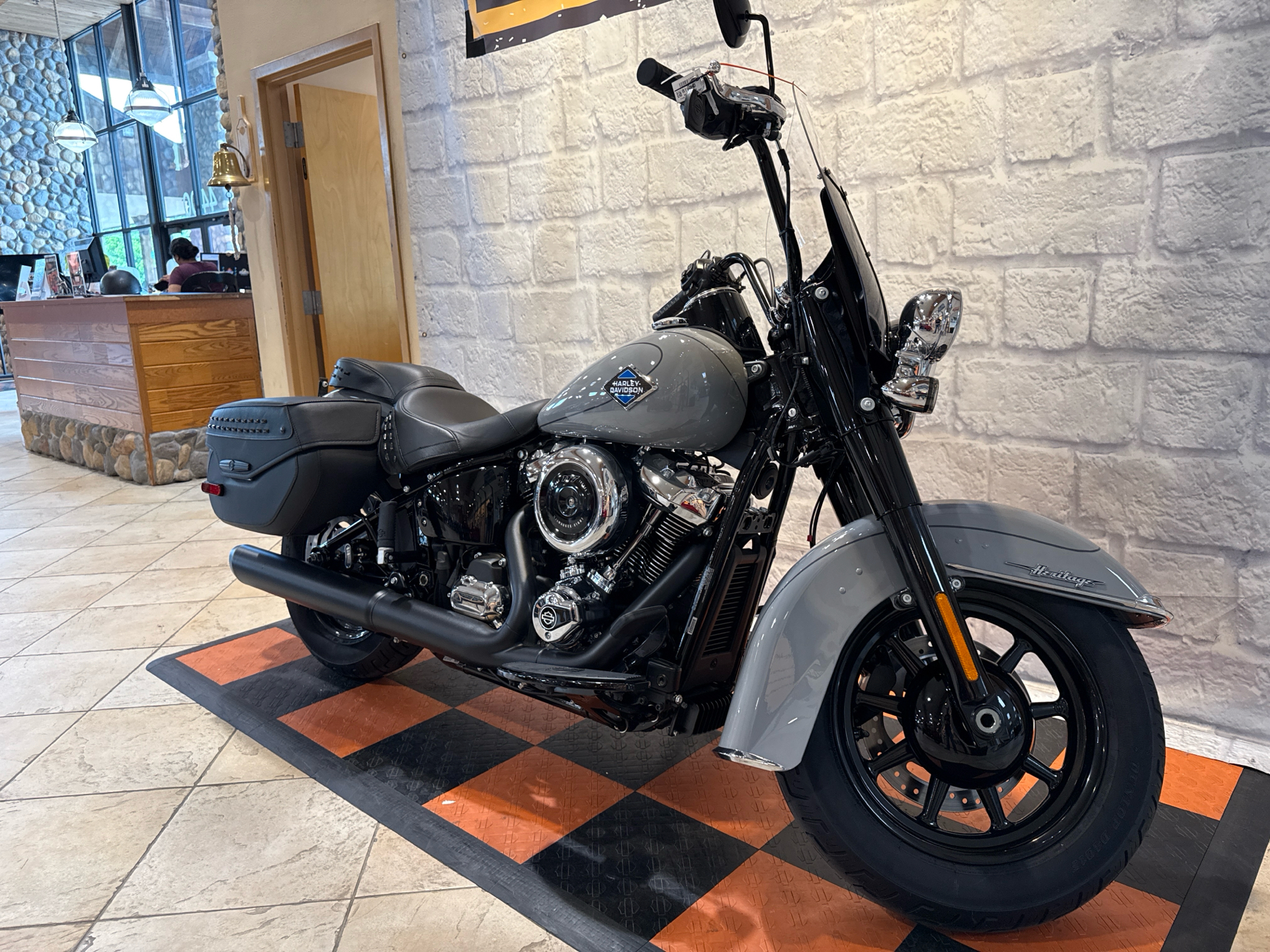 2025 Harley-Davidson Heritage Classic in Houston, Texas - Photo 2
