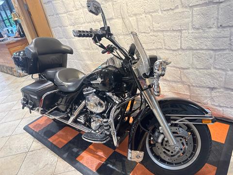2001 Harley-Davidson FLHRCI Road King® Classic in Houston, Texas - Photo 2