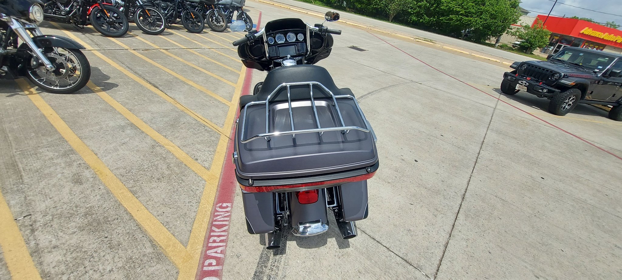 2017 Harley-Davidson Ultra Limited in Houston, Texas - Photo 3