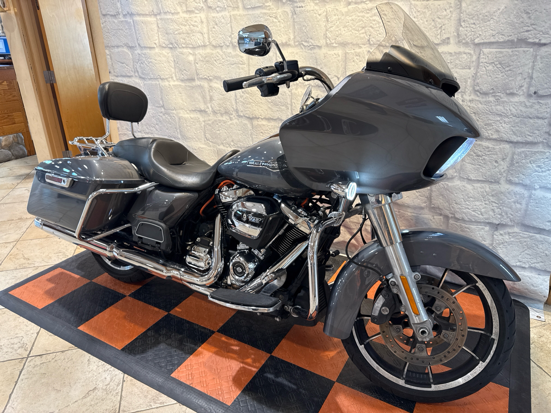 2021 Harley-Davidson Road Glide® in Houston, Texas - Photo 2