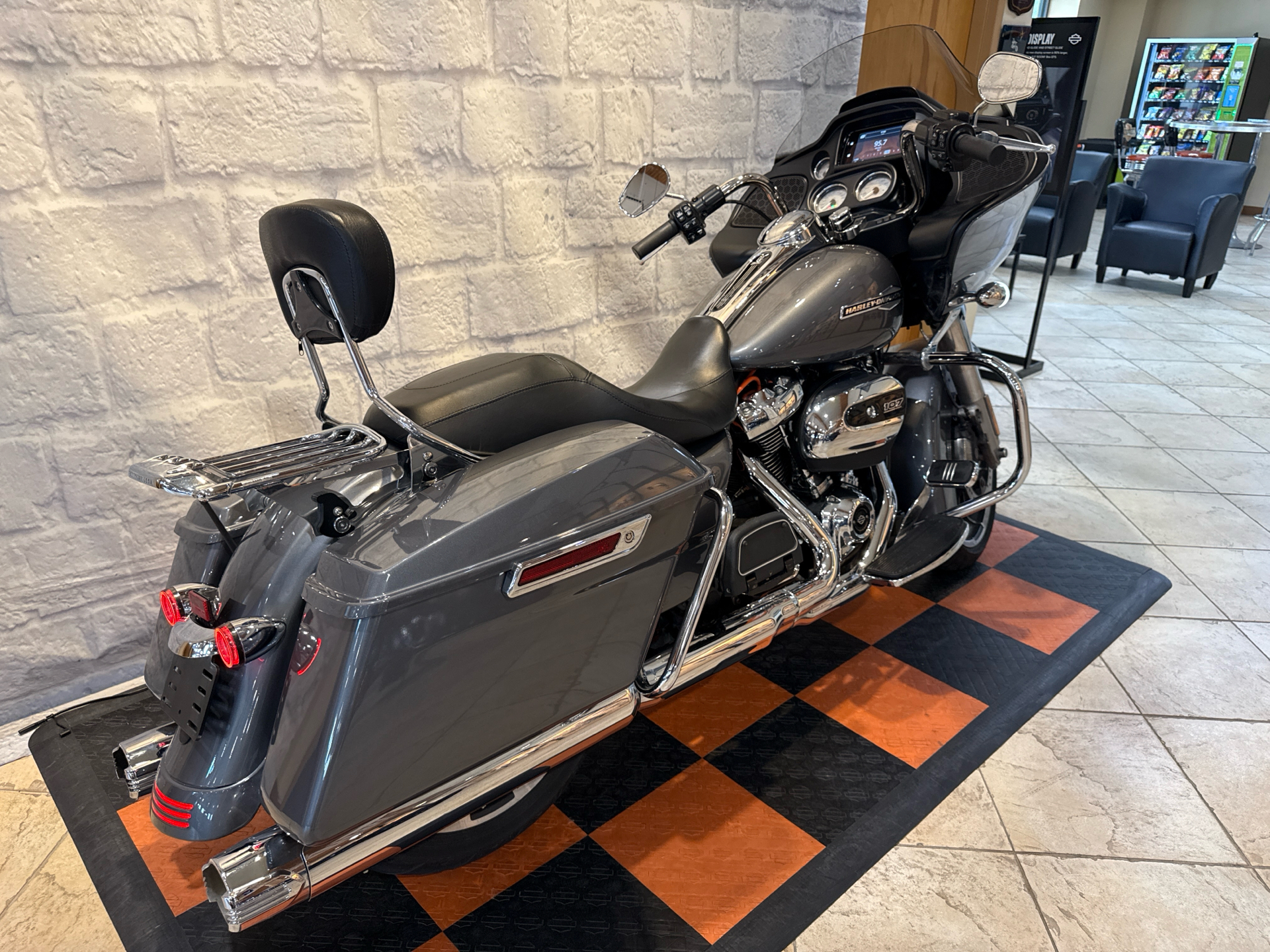 2021 Harley-Davidson Road Glide® in Houston, Texas - Photo 3