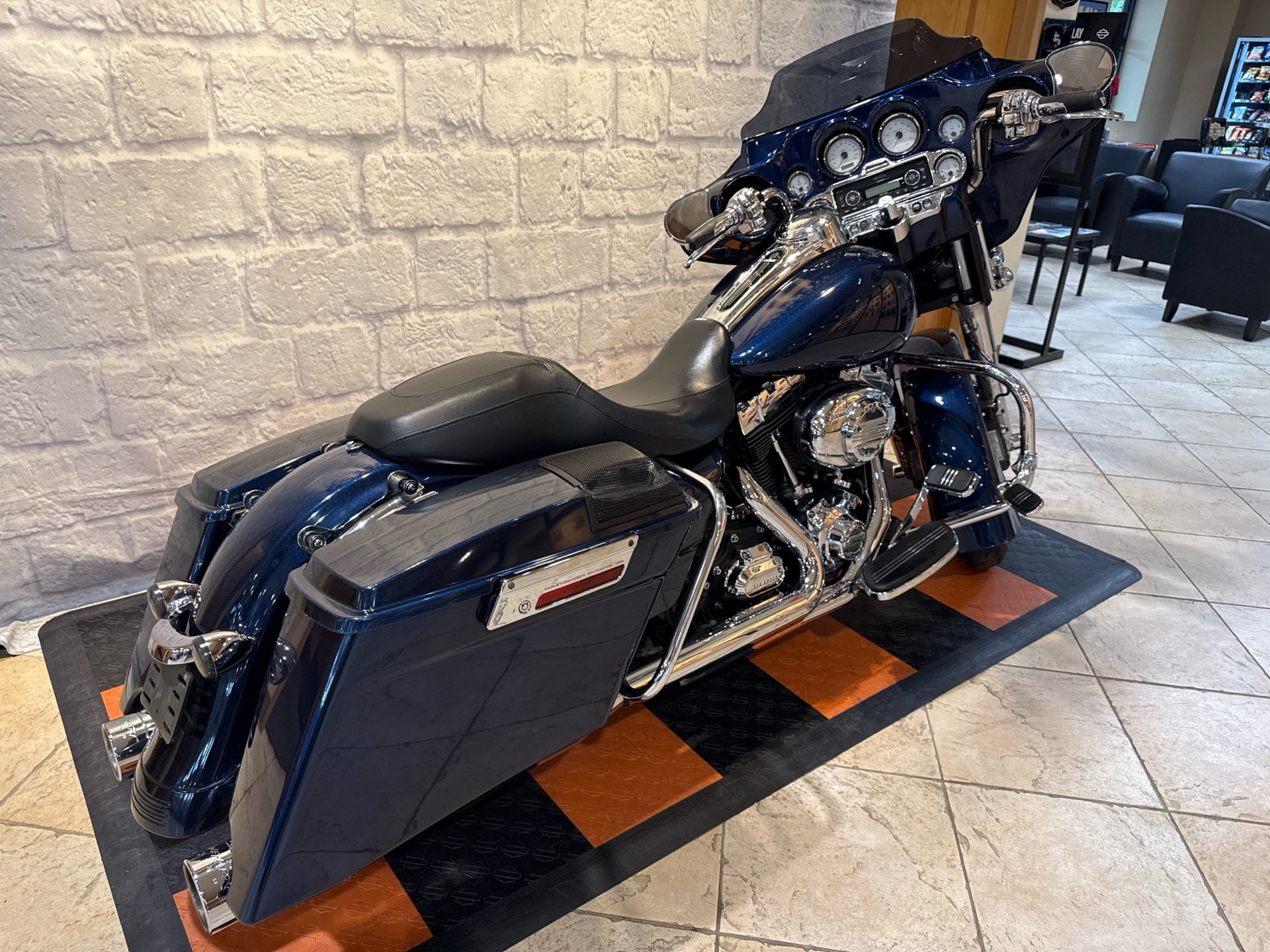 2012 Harley-Davidson STREET GLIDE in Houston, Texas - Photo 3