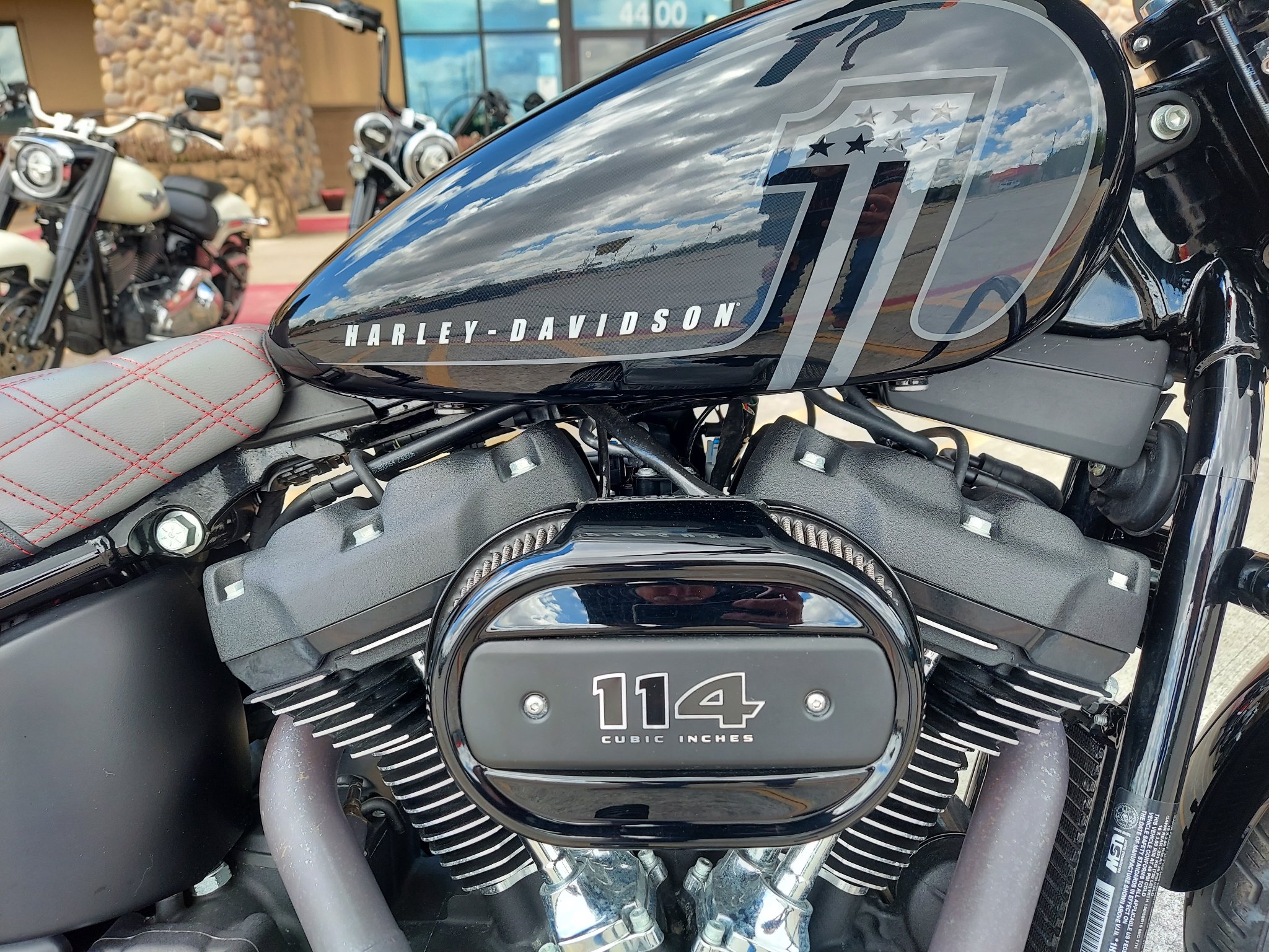 2024 Harley-Davidson Street Bob® 114 in Houston, Texas - Photo 4