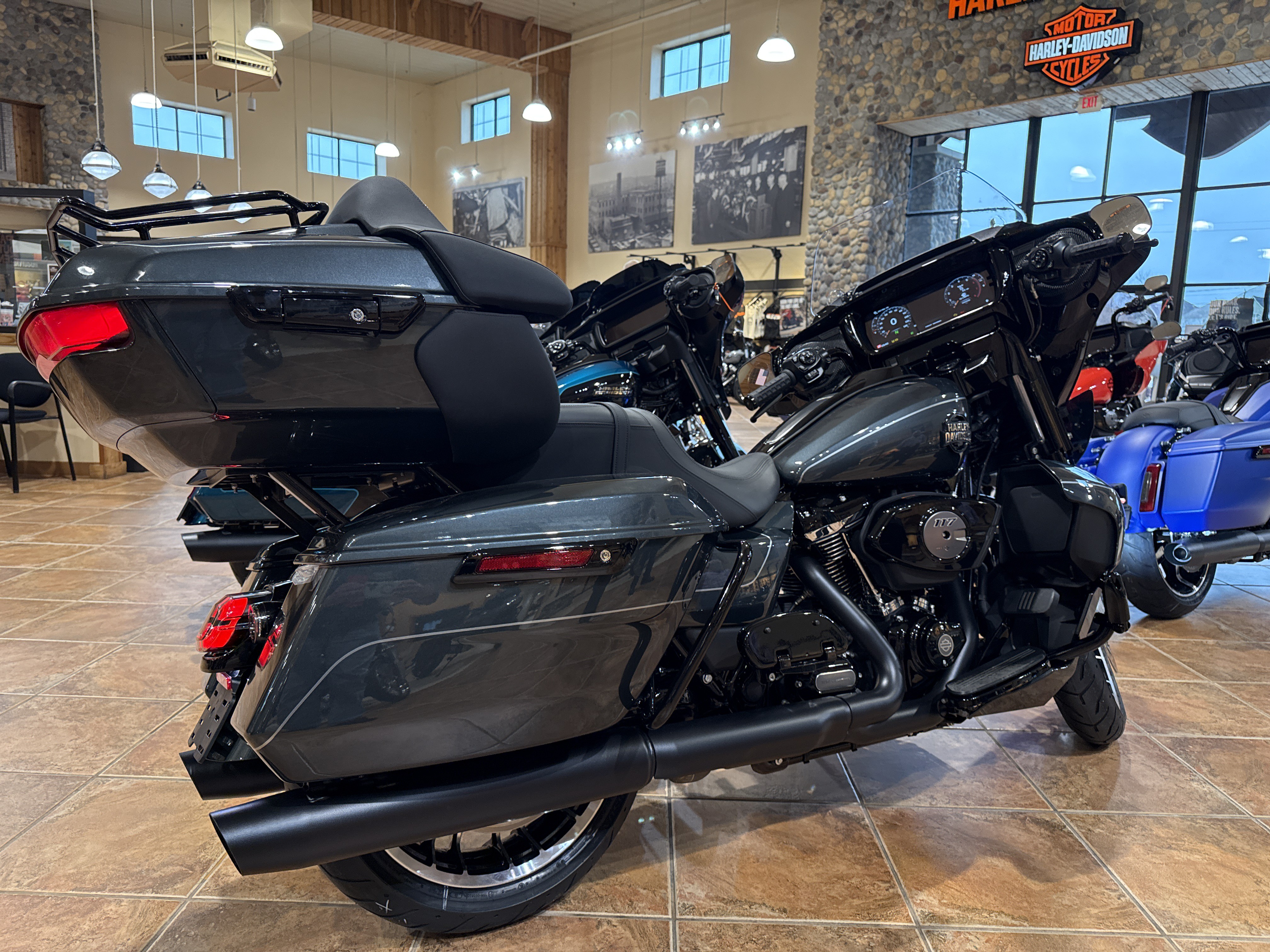 2026 Harley-Davidson Street Glide® Limited in Houston, Texas - Photo 3