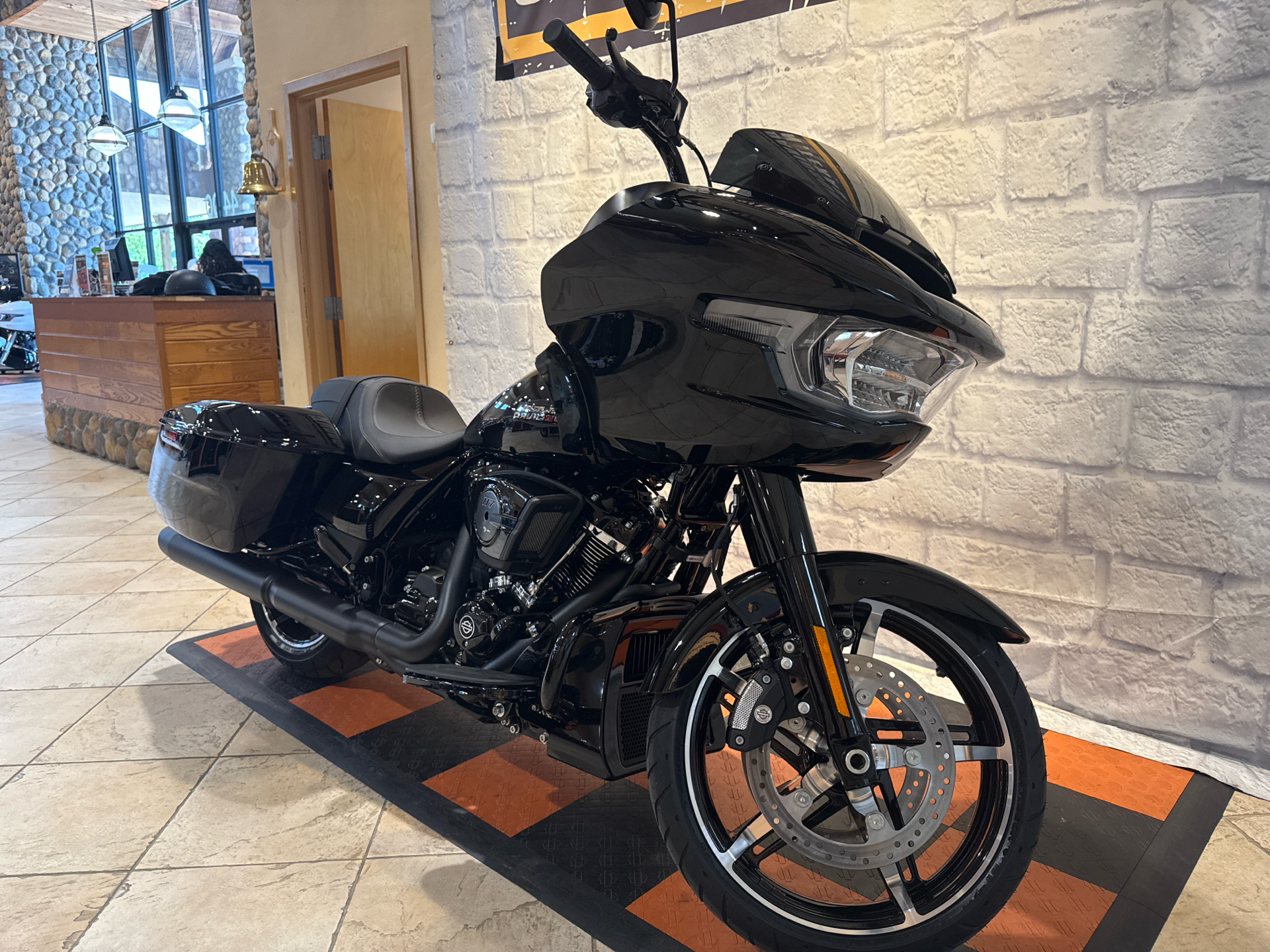 2025 Harley-Davidson Road Glide® in Houston, Texas - Photo 2