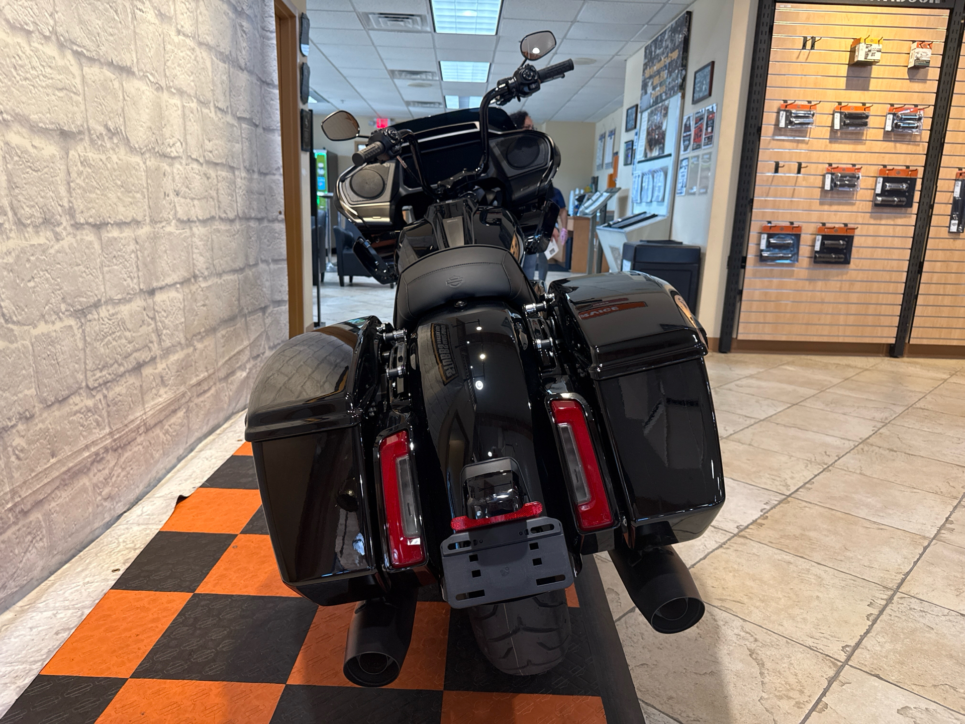 2025 Harley-Davidson Road Glide® in Houston, Texas - Photo 5