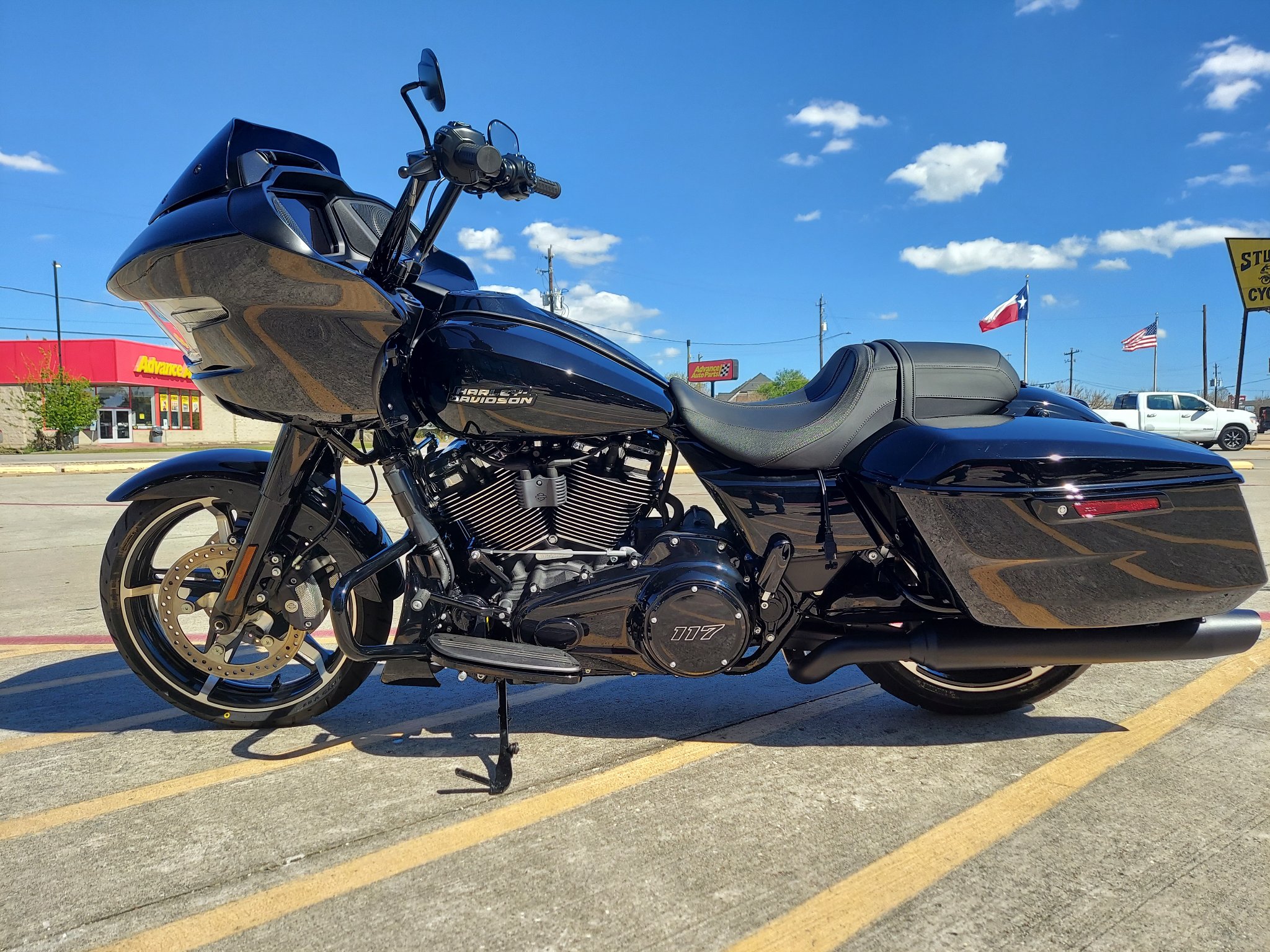 2025 Harley-Davidson Road Glide® in Houston, Texas - Photo 4
