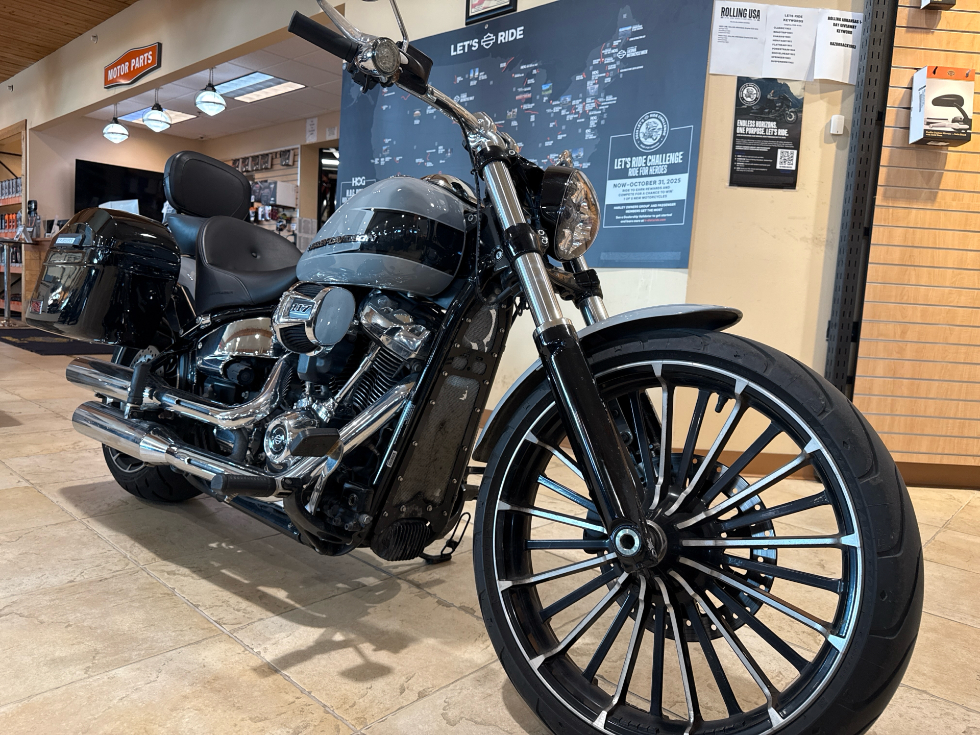 2024 Harley-Davidson Breakout® in Houston, Texas - Photo 3