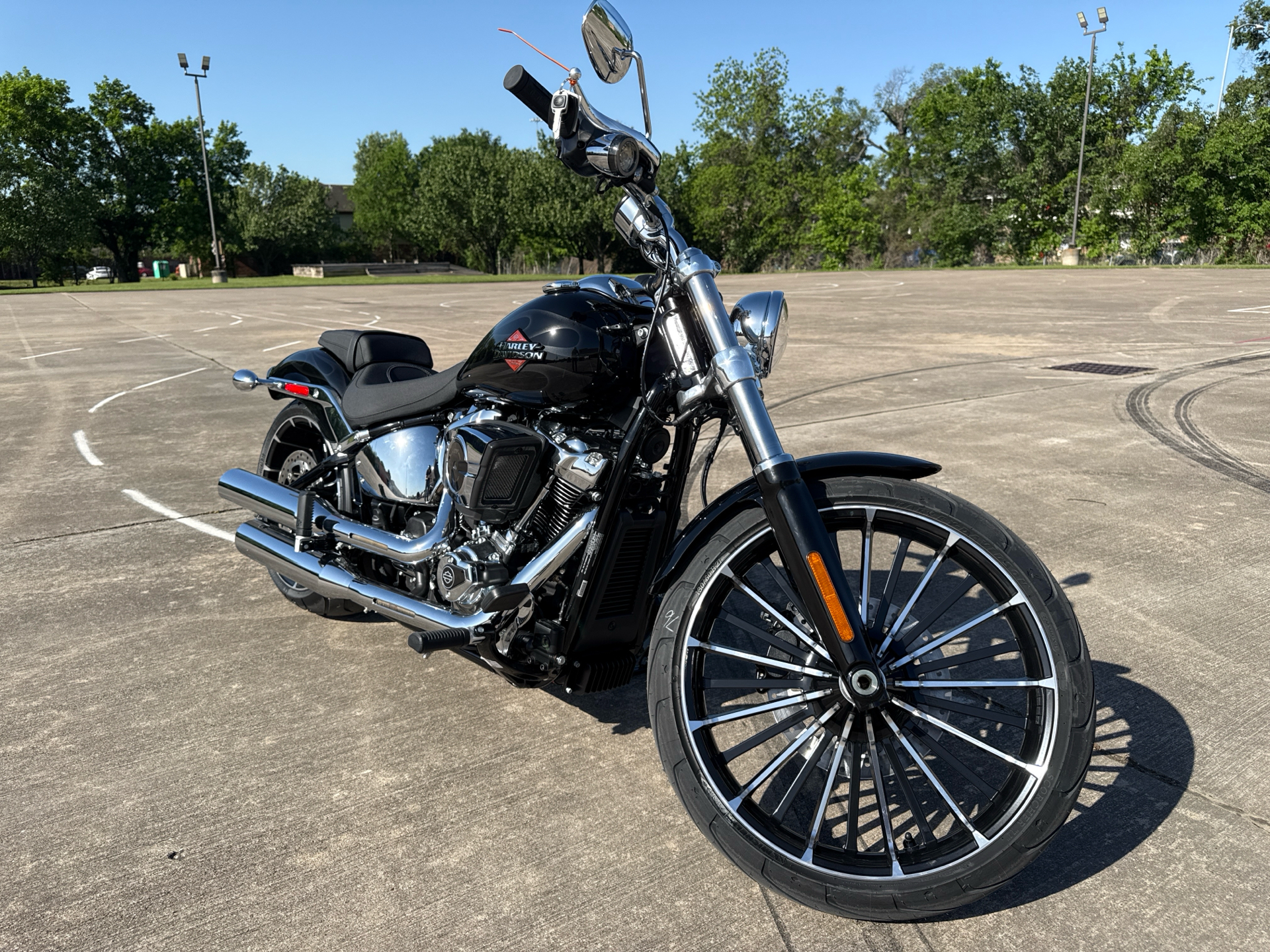 2025 Harley-Davidson Breakout® in Houston, Texas - Photo 2