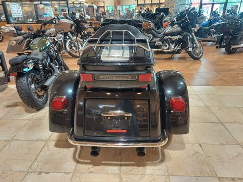 2013 Harley-Davidson Tri Glide® Ultra Classic® in Houston, Texas - Photo 4