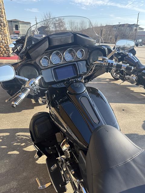 2021 Harley-Davidson CVO™ Limited in Houston, Texas - Photo 4