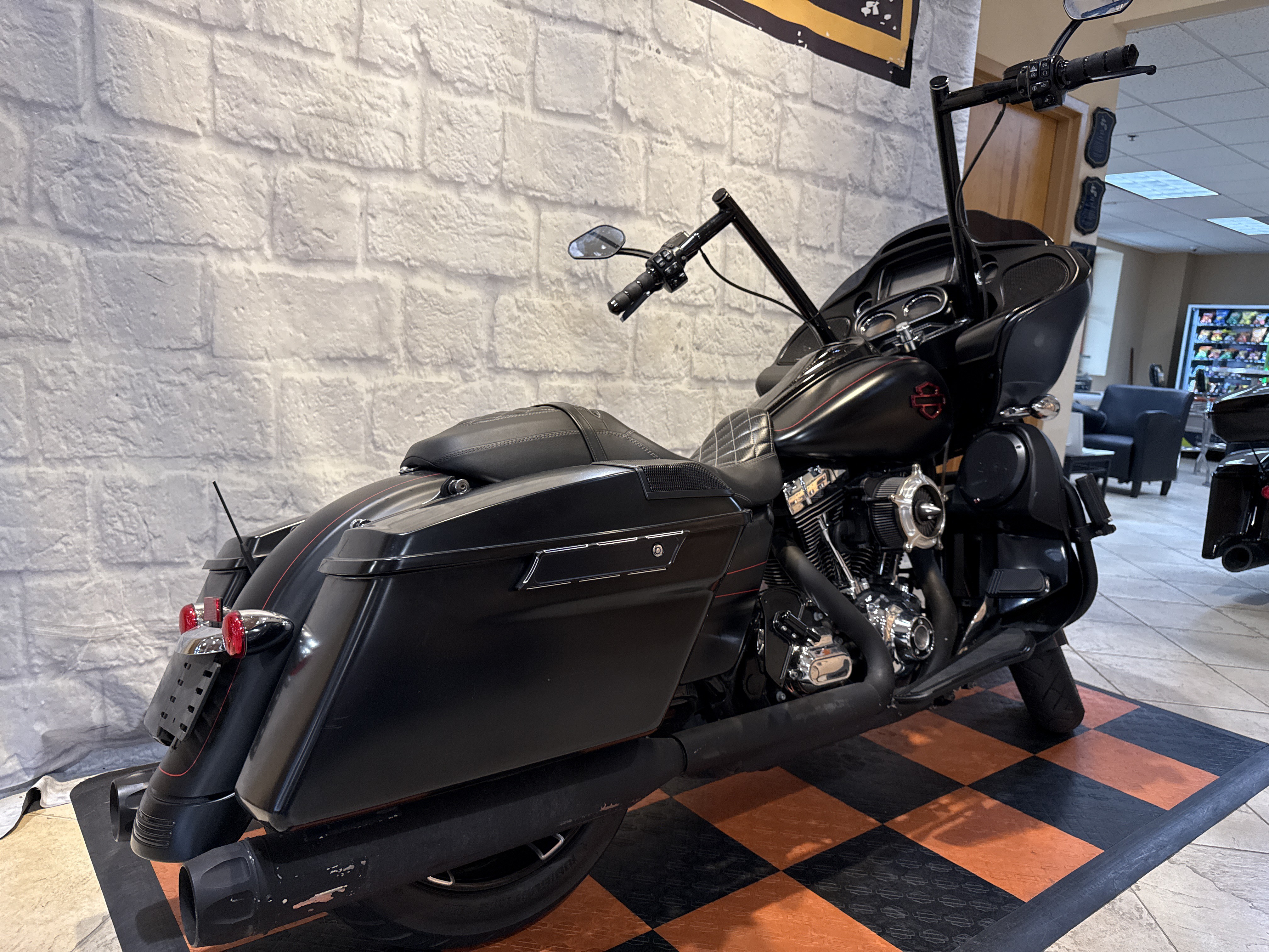 2015 Harley-Davidson Road Glide® Special in Houston, Texas - Photo 3