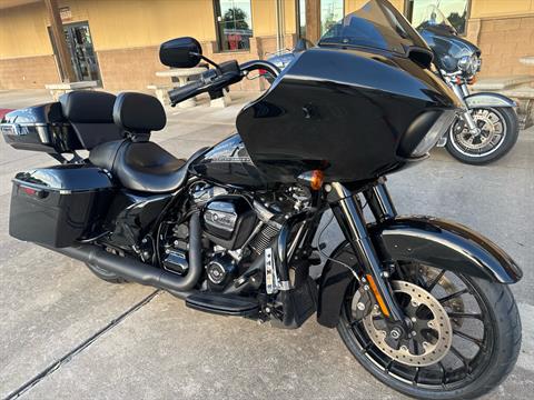 2019 Harley-Davidson Road Glide® Special in Houston, Texas - Photo 2