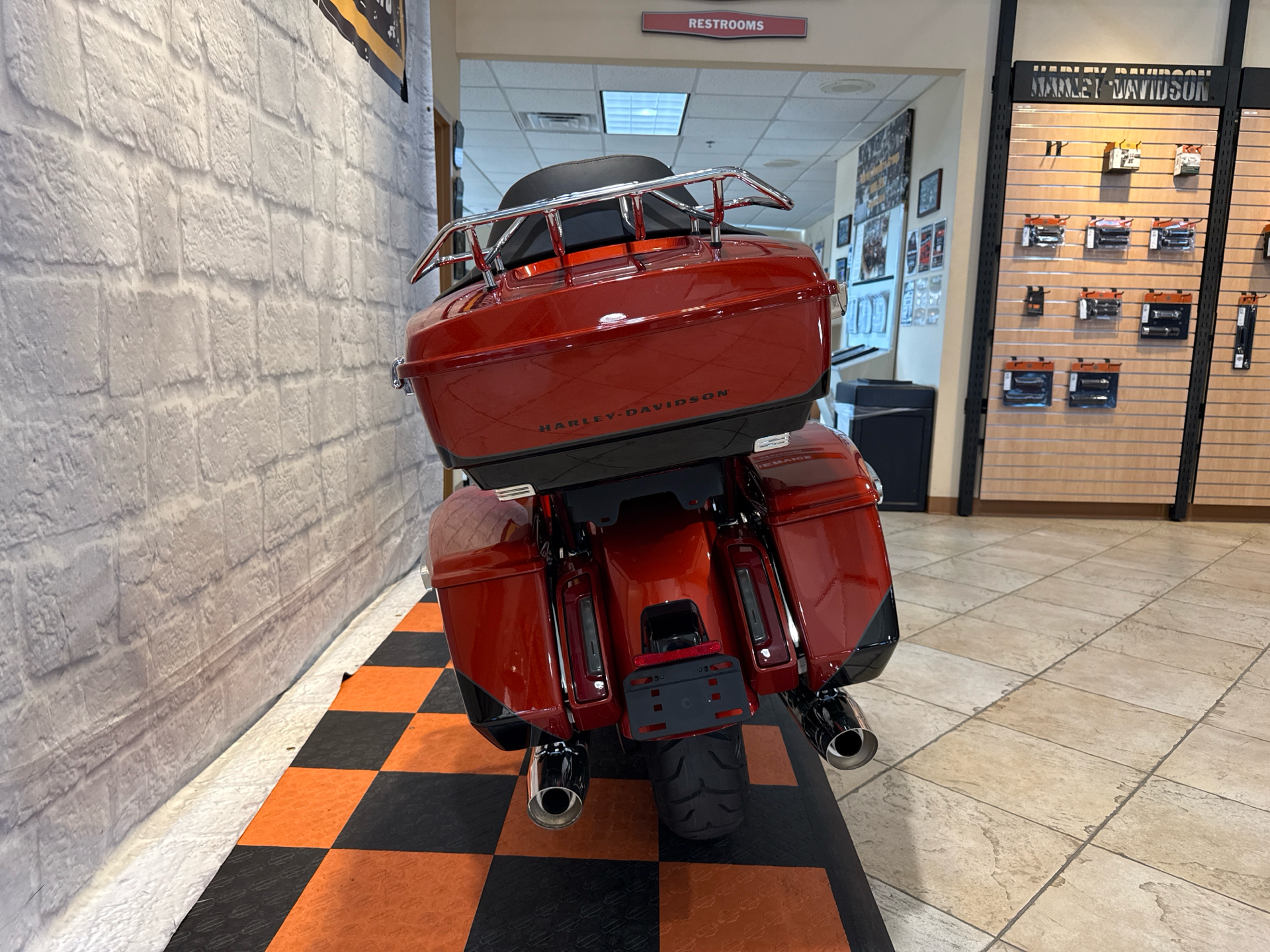 2025 Harley-Davidson Street Glide® Ultra in Houston, Texas - Photo 5