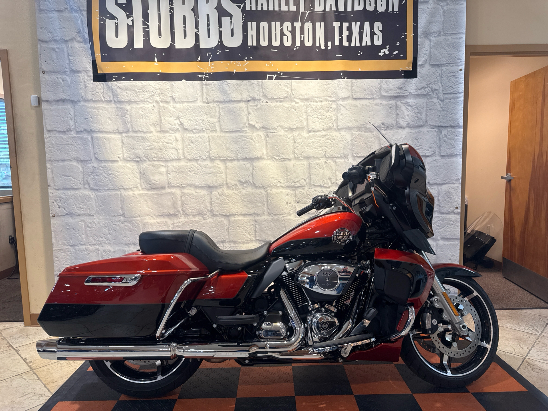 2025 Harley-Davidson Street Glide® Ultra in Houston, Texas - Photo 1