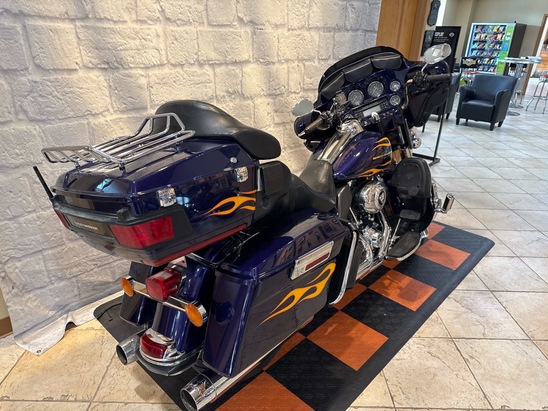 2012 Harley-Davidson Electra Glide® Ultra Limited in Houston, Texas - Photo 3