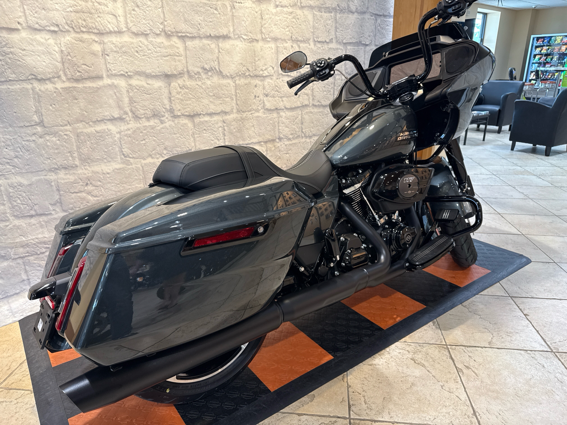 2025 Harley-Davidson Road Glide® in Houston, Texas - Photo 4