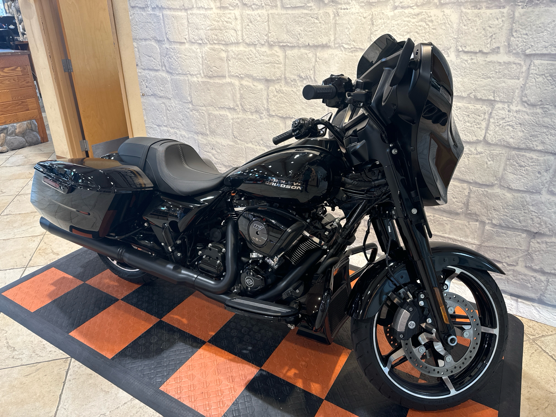 2024 Harley-Davidson Street Glide® in Houston, Texas - Photo 2